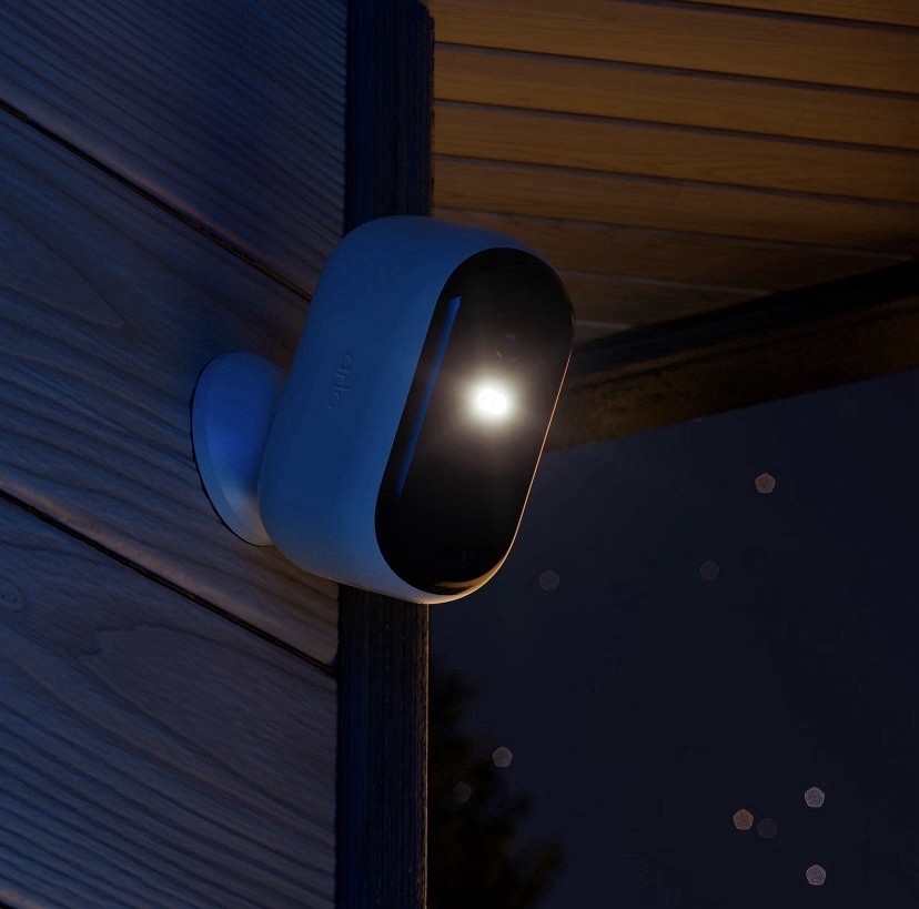 3 Pack Arlo Essential Outdoor 2K Camera 2nd Generation with 3 Solar Panels Seal