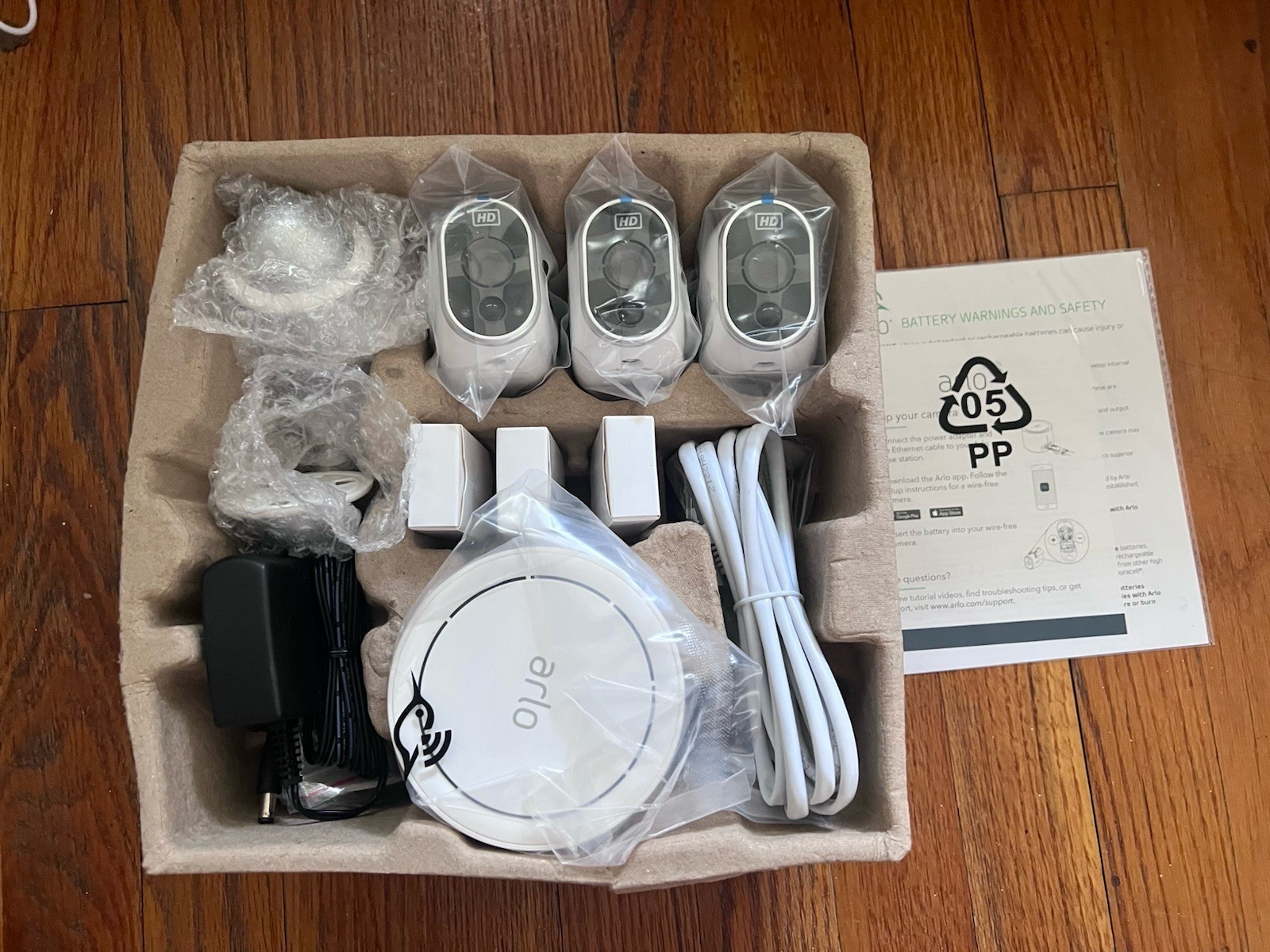 Arlo VMS3330W Security System with 3 HD Cameras ~