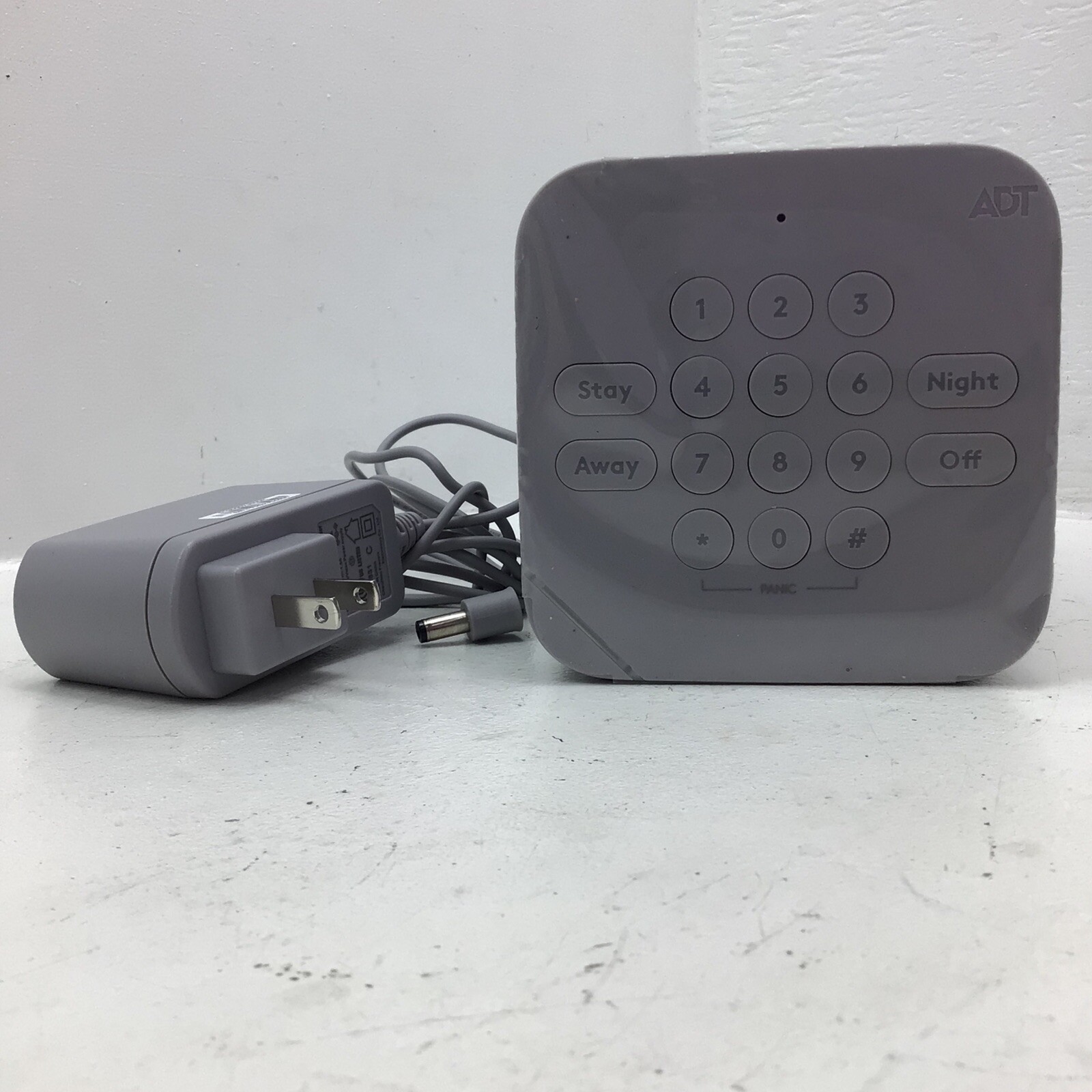 Blue by ADT Smart Home Hub Graphite S40LR0-01