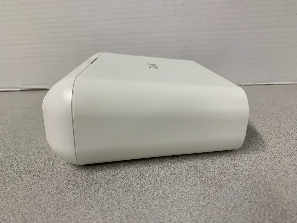 **NETGEAR Arlo Pro VMB4000 – Cameras, Base Station – Untested – READ