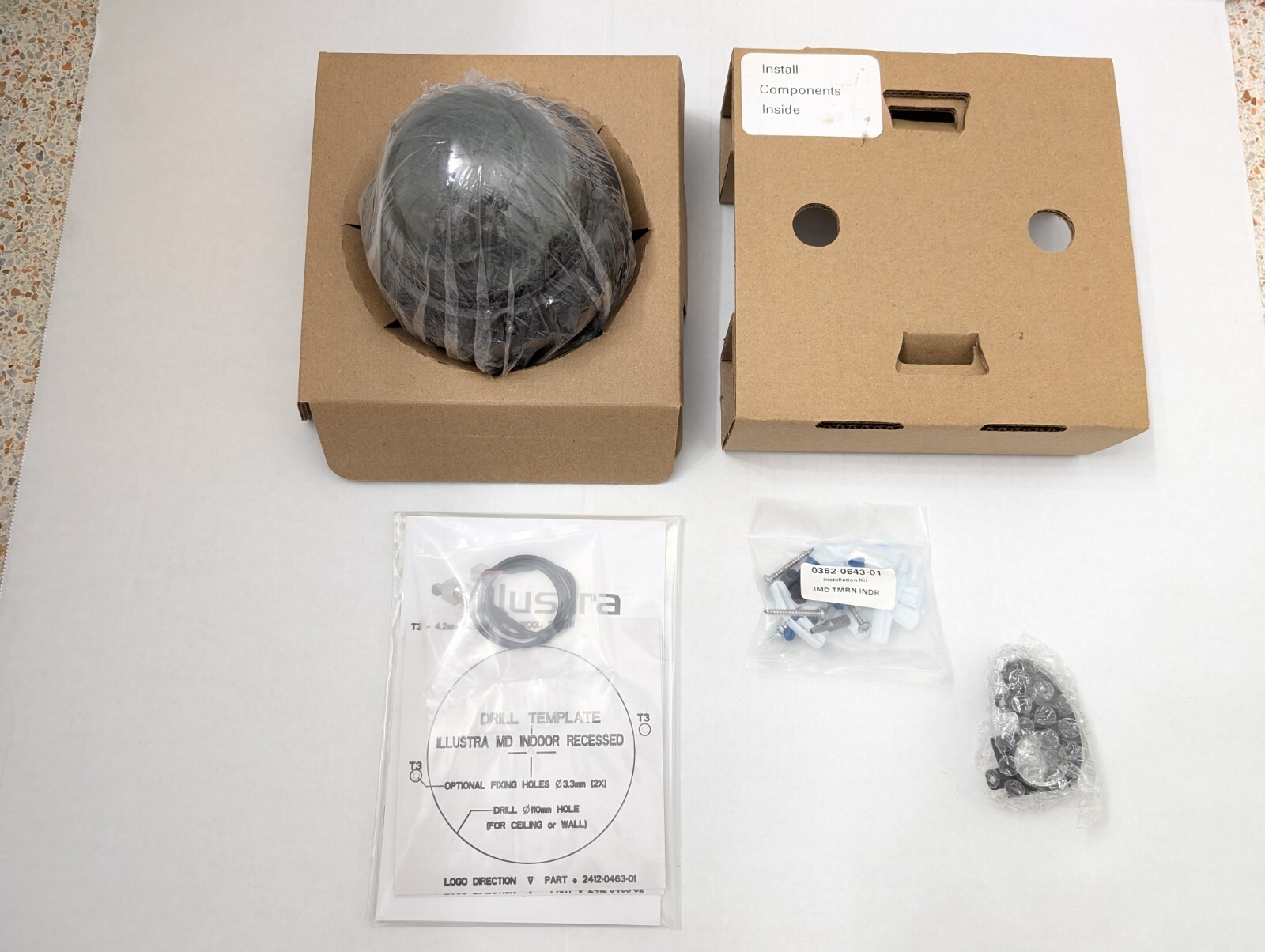 Illustra Pro 2 IPS02D2ISBIT 2MP IR Indoor Blk Mini-Dome Camera 3-9mm Smoked Lens