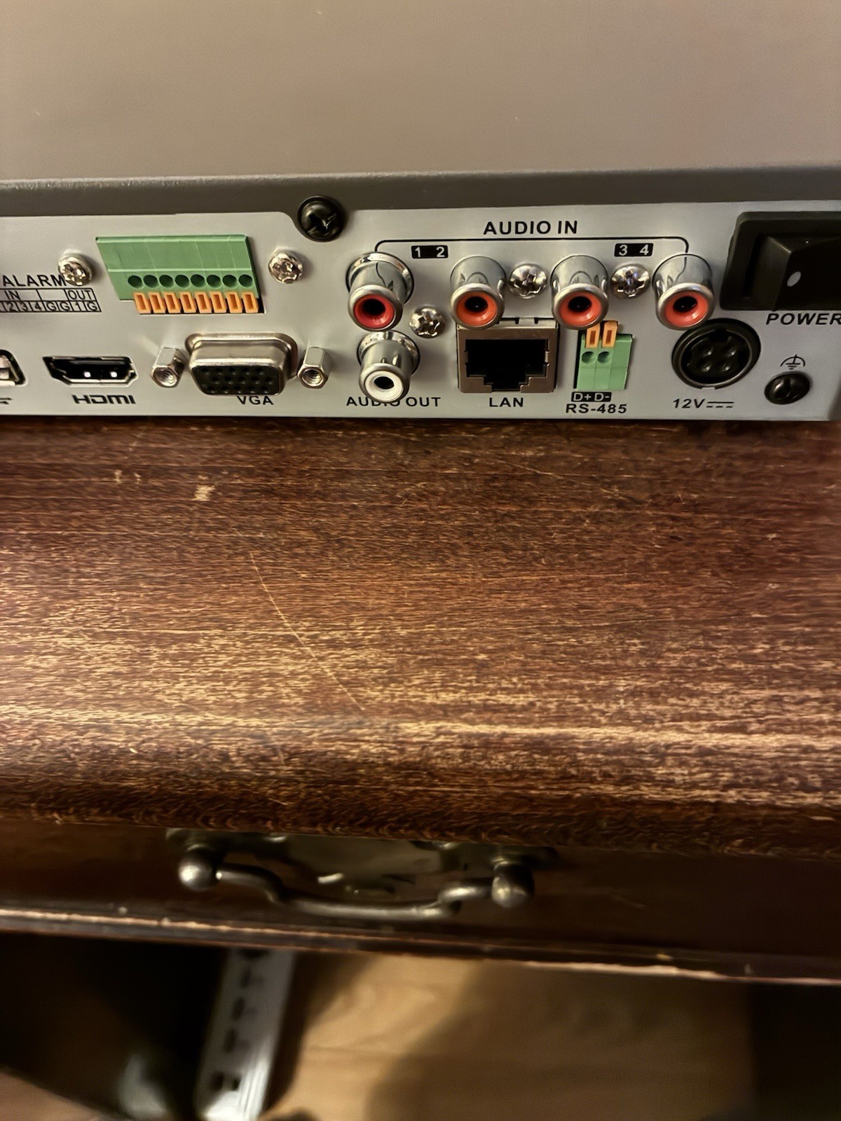 * NEW Hybrid 4 Channel DVR / DVS & Internal 4 TB Hard Drive