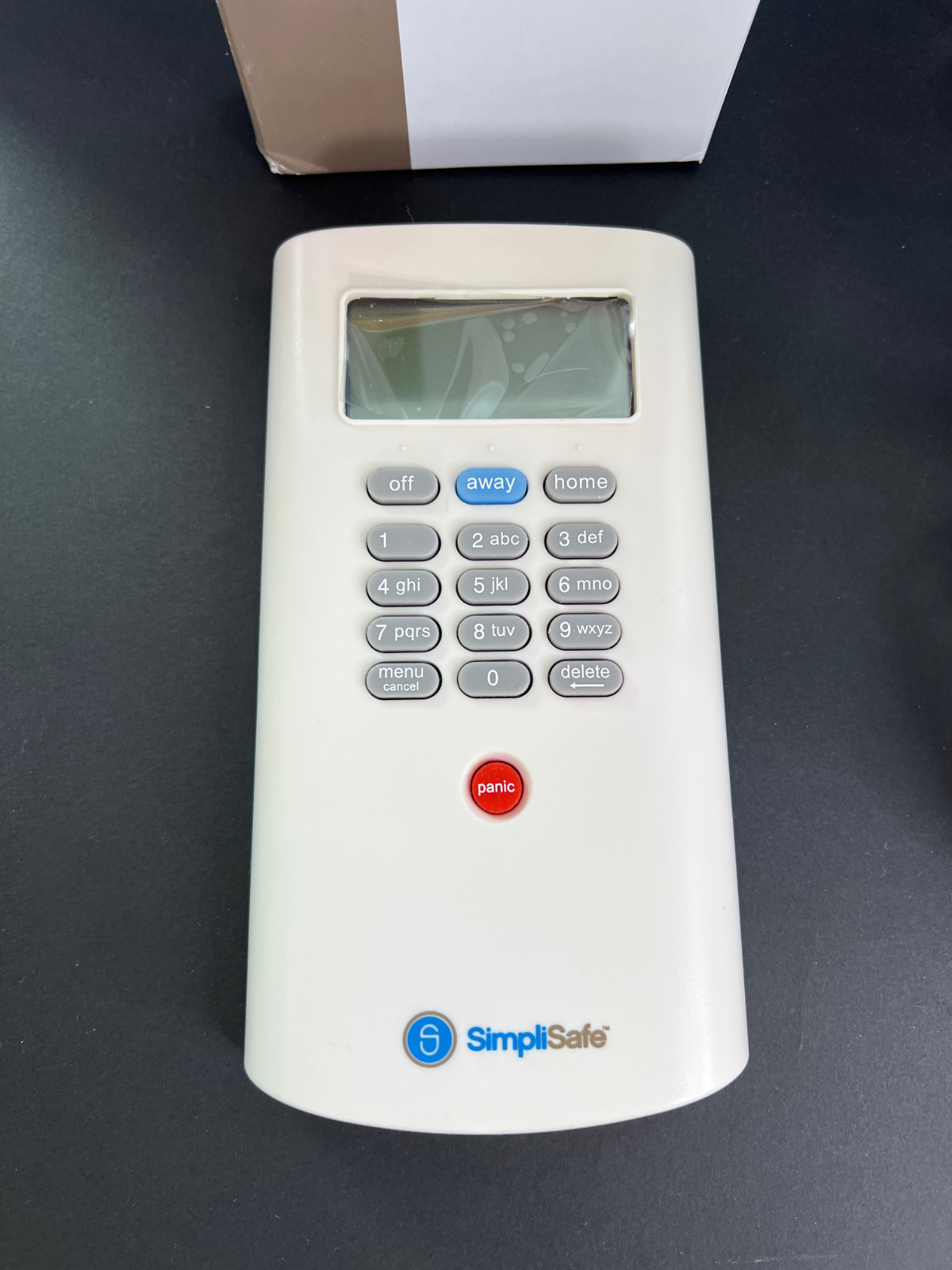SimpliSafe 8 Piece Wireless 1st Generation Home Security Alarm System Bundle