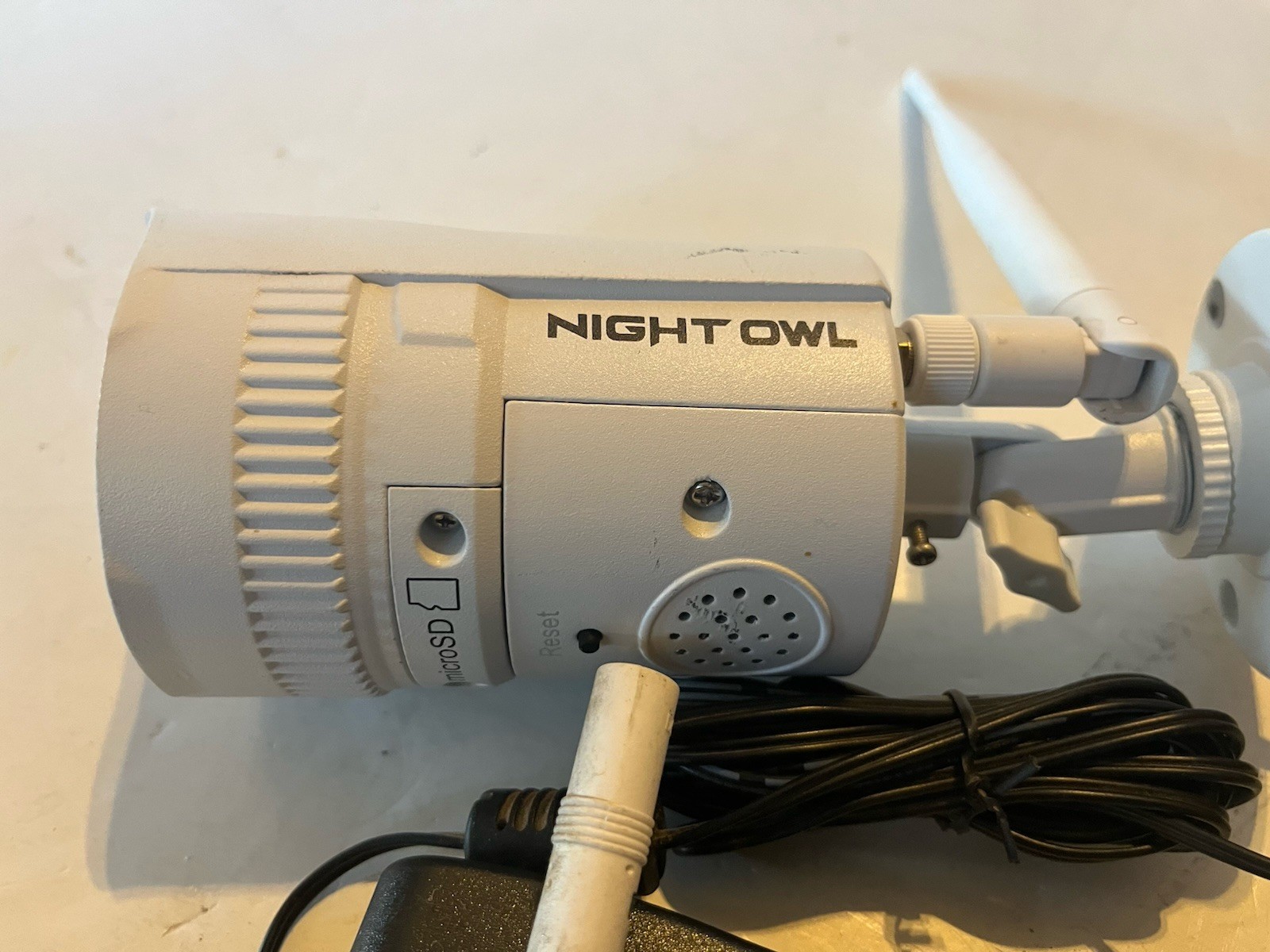 Night Owl 1080p Wireless Cam WCM-C20SD-BU-JUN-WCM-SD2POU CAMERA ONLY & POWER B5