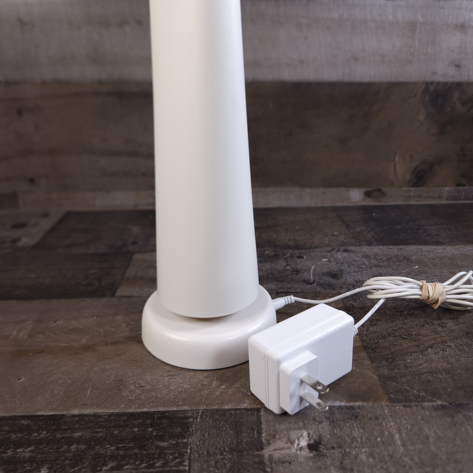 SimpliSafe Base Station W/ Power Cord BS2000 1st generation security system base