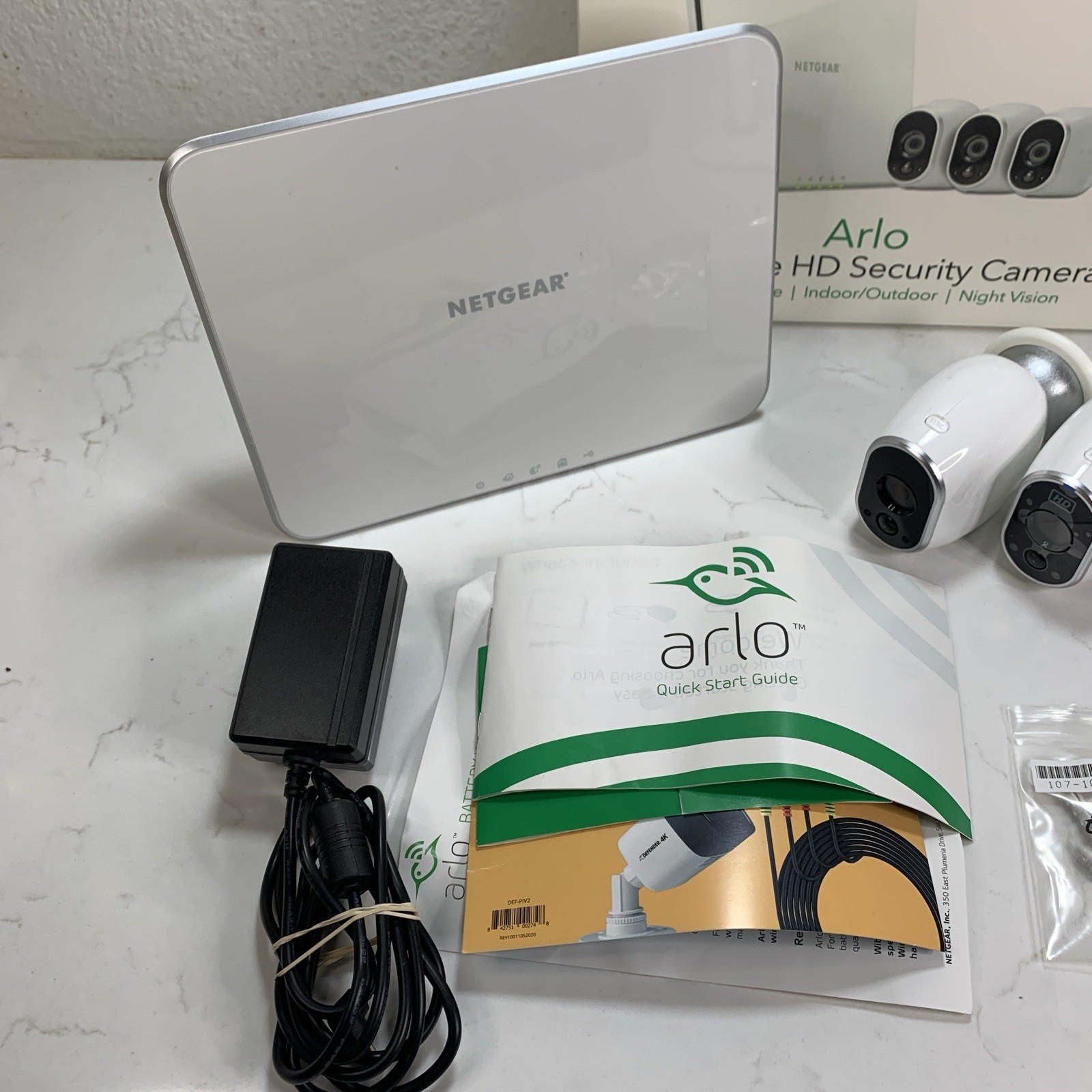 Netgear Arlo 3 Wire Free Security Cameras System VMS3330H-100NAS 4th Generation