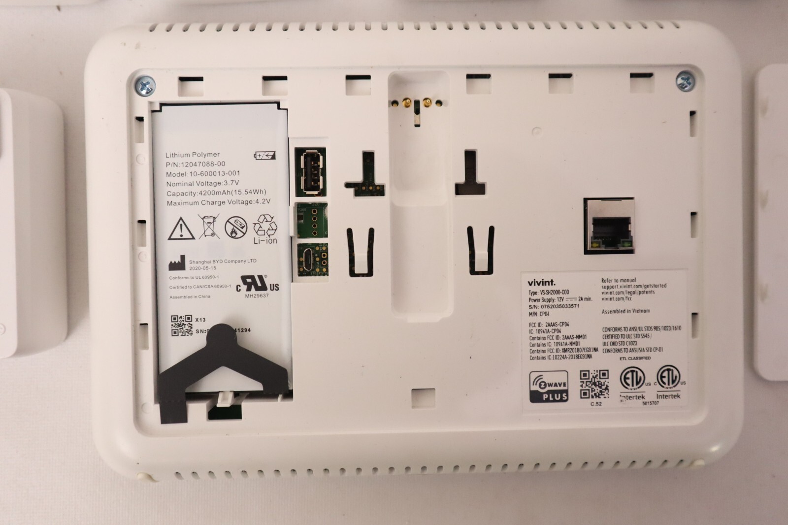 Vivint Smart Home Sky Control Panel Smart Hub VS-SH2000-C00 W/ 5x VS-GB2000