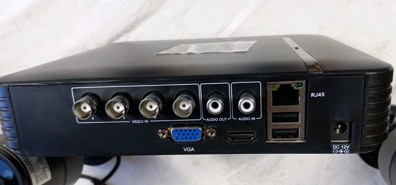 CCTV Security Camera System 4 Cameras Digital Video Recorder Wiring 2 Chargers
