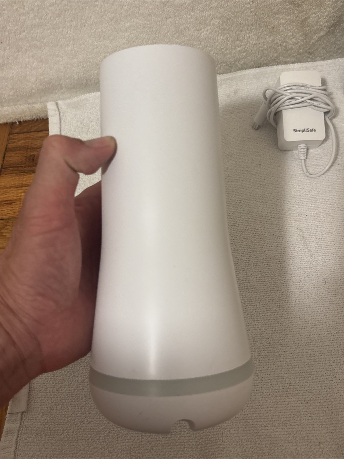 SIMPLISAFE 3RD GEN BASE STATION HOME SECURITY W KEYPAD SSKP3 WORKS! READ DESC