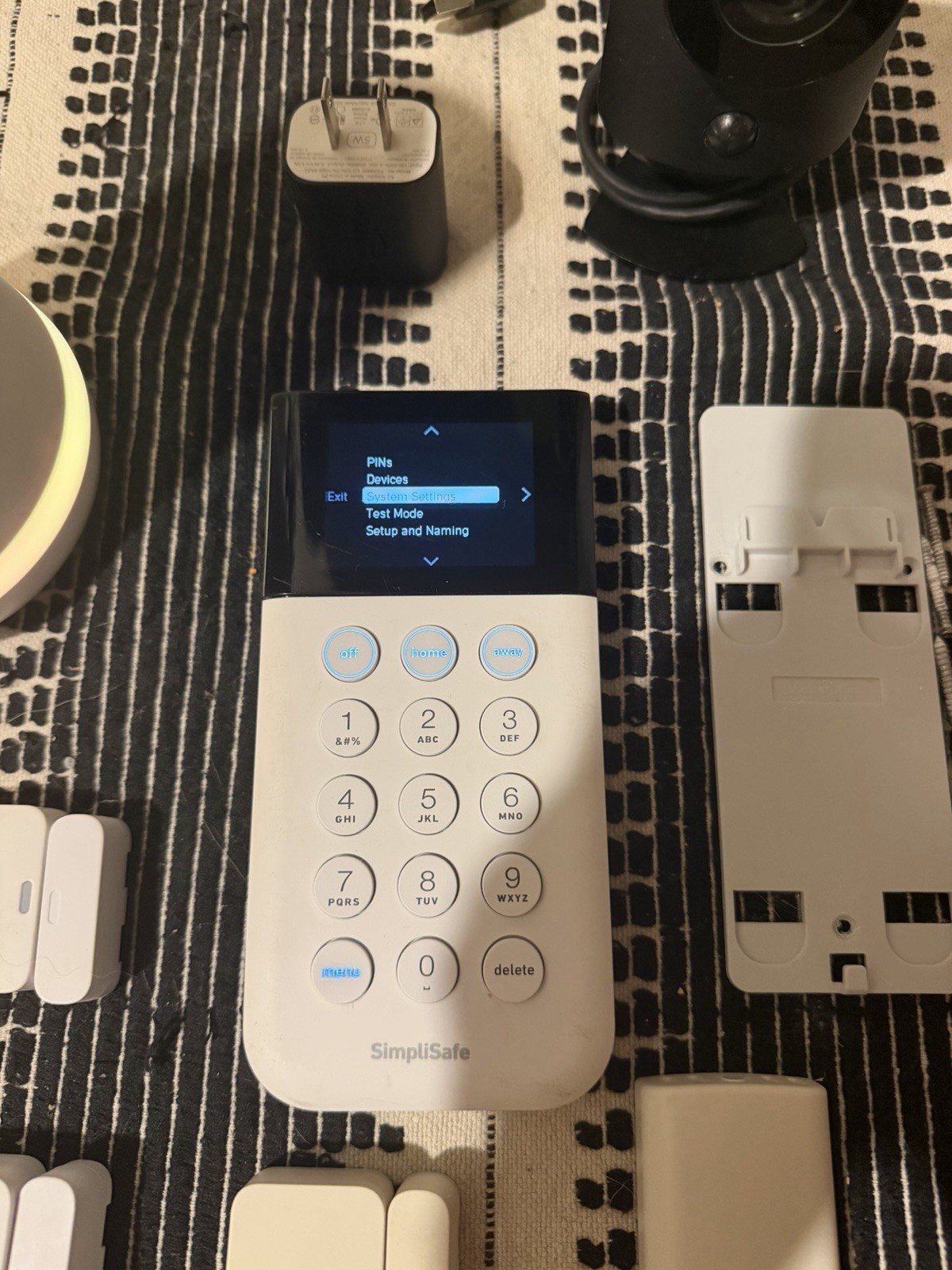 SimpliSafe Security System – Works With Google Home & Alexa – Good Condition LOT