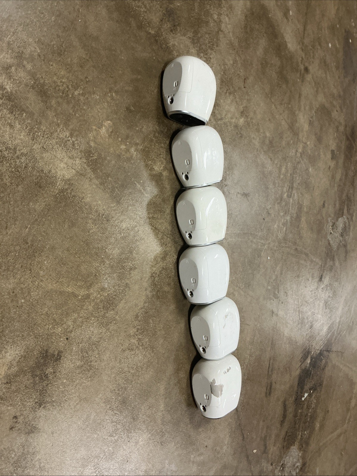 arlo vmc3030 Lot Of 6 Parts Only