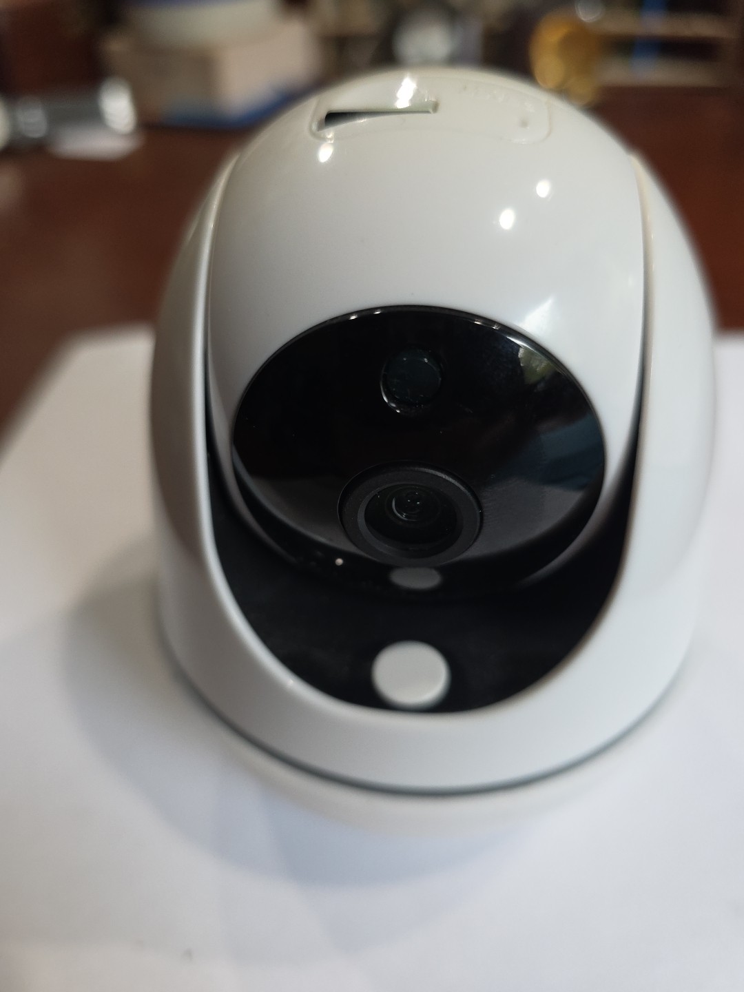 Unknown Home security camera system wired used