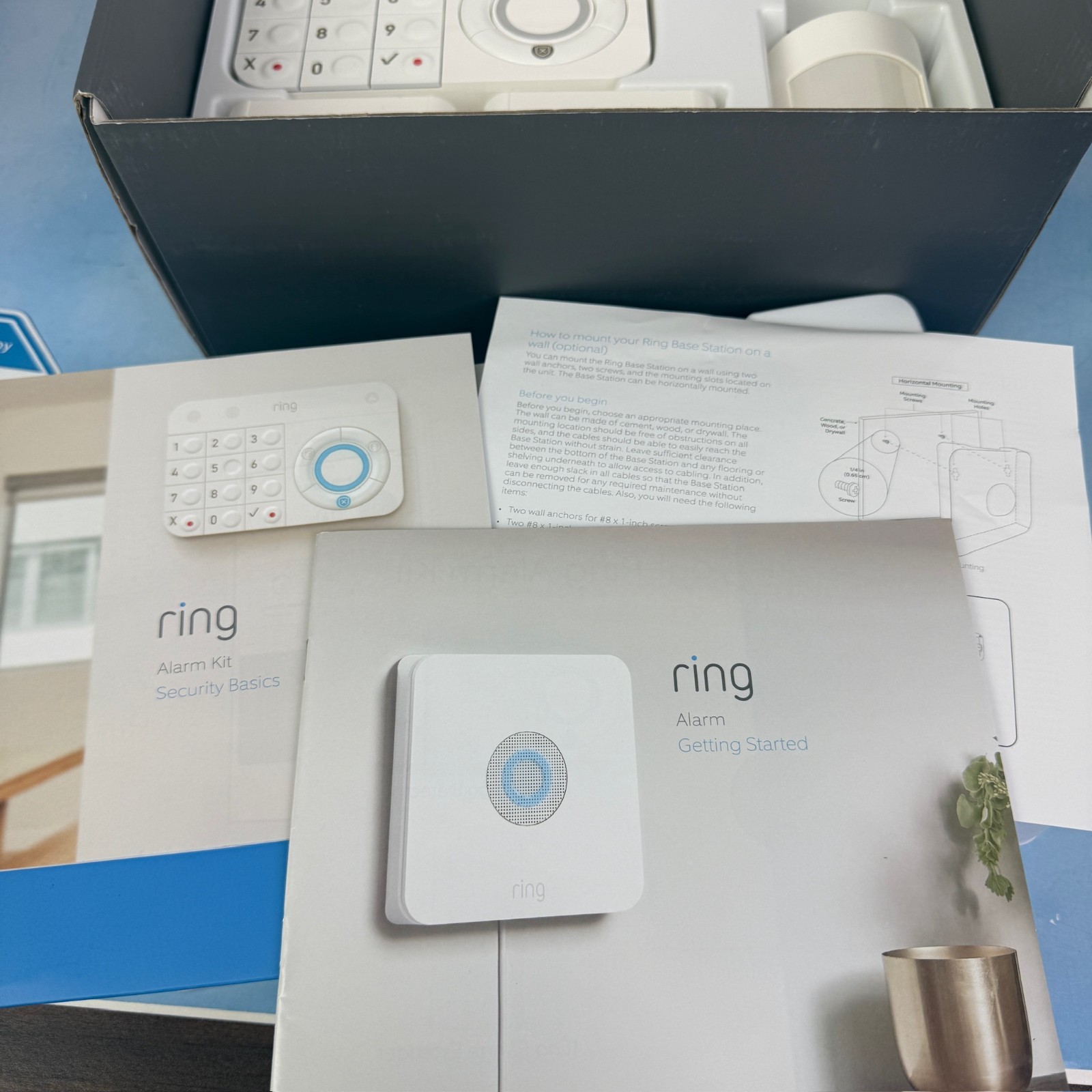 Ring Alarm Wireless Home Security 10 Kit (1st Gen) – White 4K11S7. Open Box