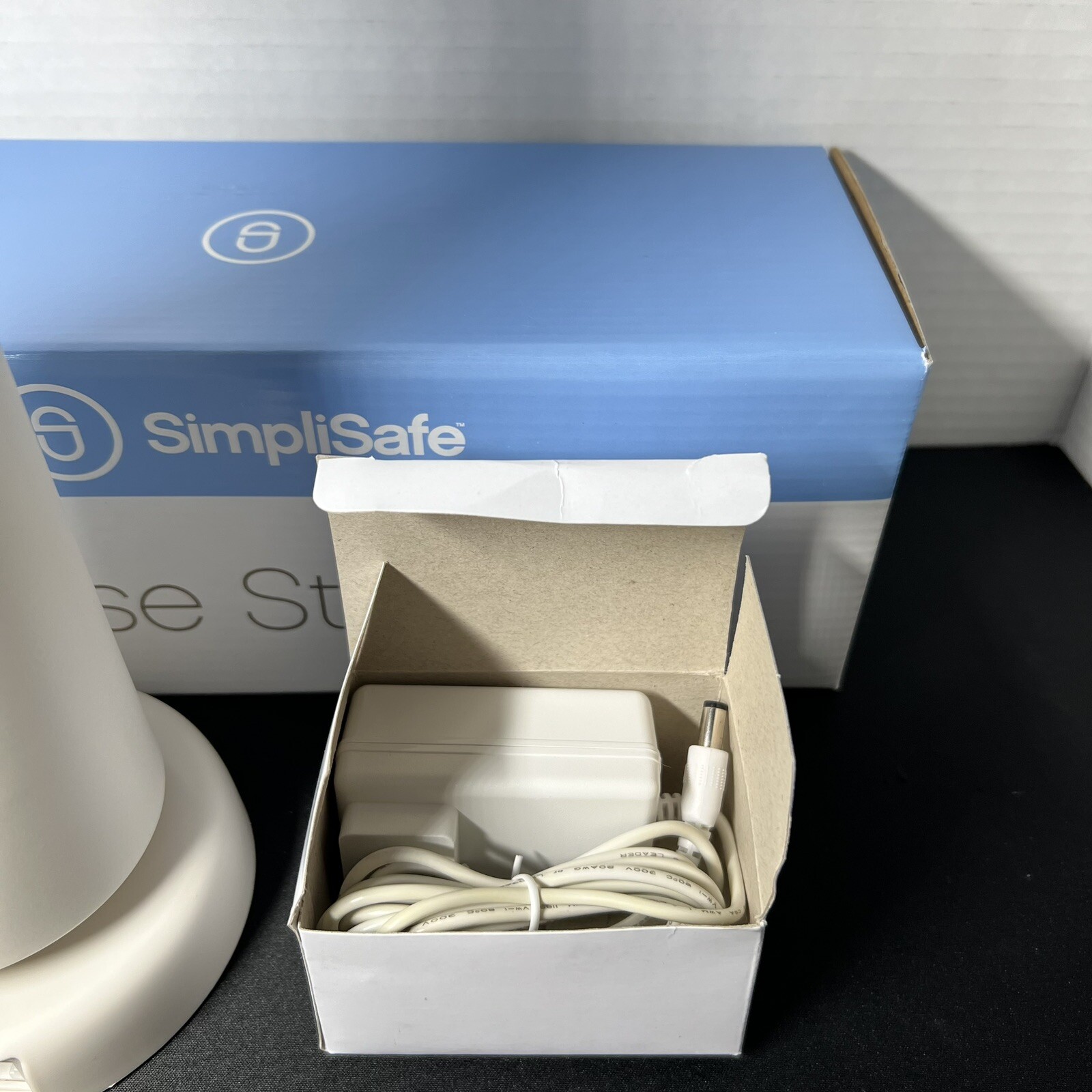 SimpliSafe Home Security System Base Station SS-1500 1st Original Generation