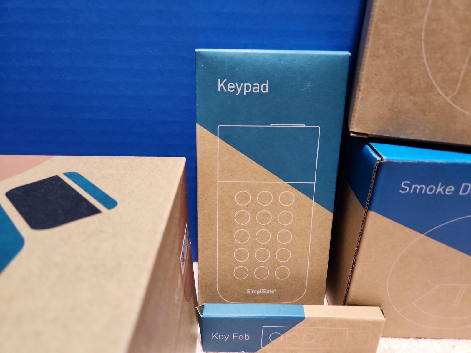 Brand New 9 PCs SimpliSafe Wireless Home Security System