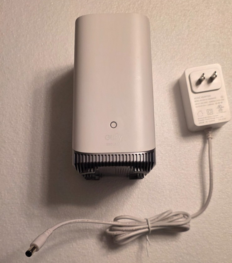 Eufy Security S380 HomeBase T8030 (Power supply + LAN + Samsung 250 GB SSD 2.5)