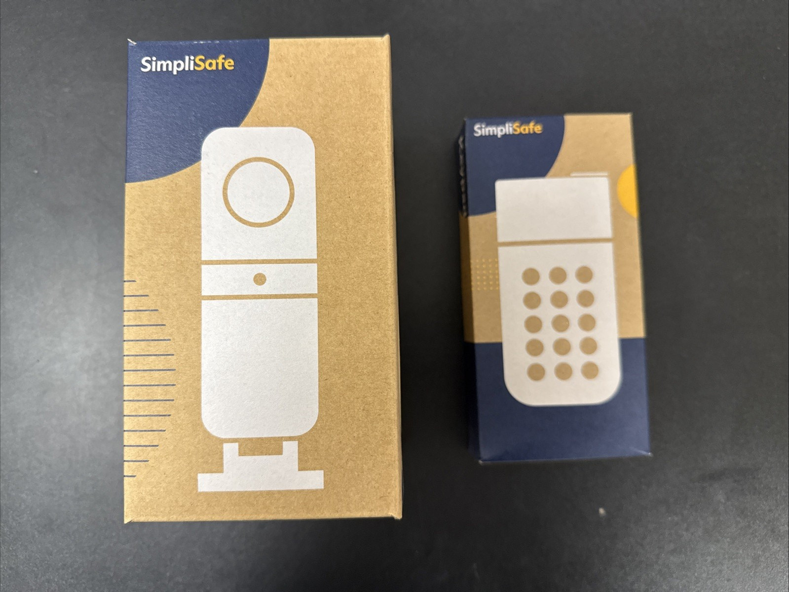 SimpliSafe Home Security System Indoor Camera 8 Piece Kit