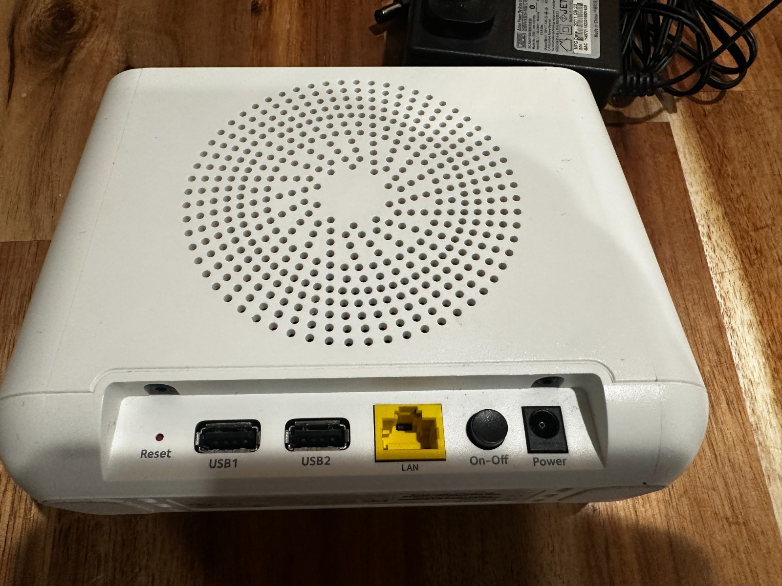 NetGear Arlo Pro Security Base Station VMB4000 w/ Power Supply No Camera