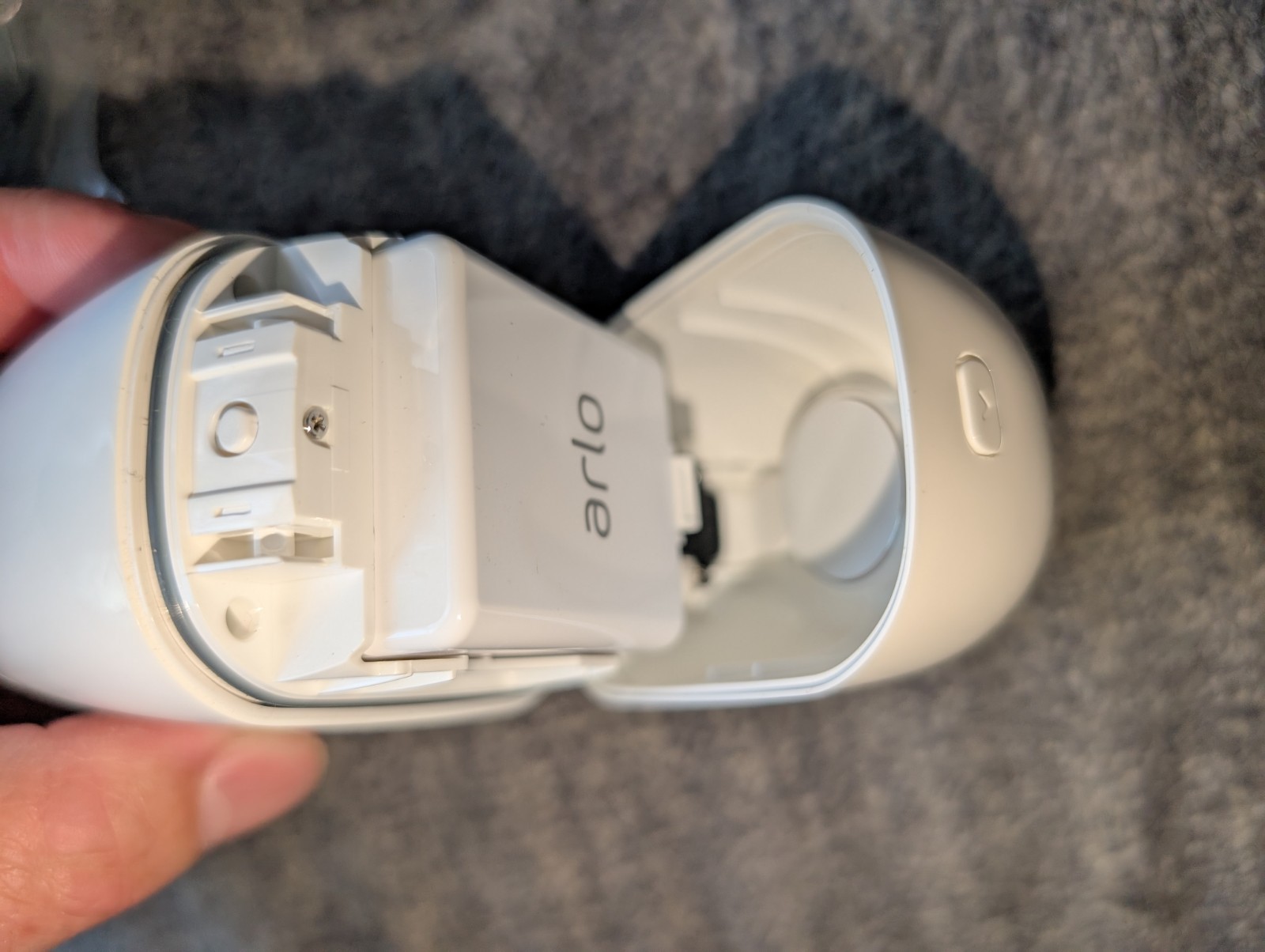 Arlo Pro 2 Security Camera Bundle Wire-Free HD Camera & Base! Missing Pieces!