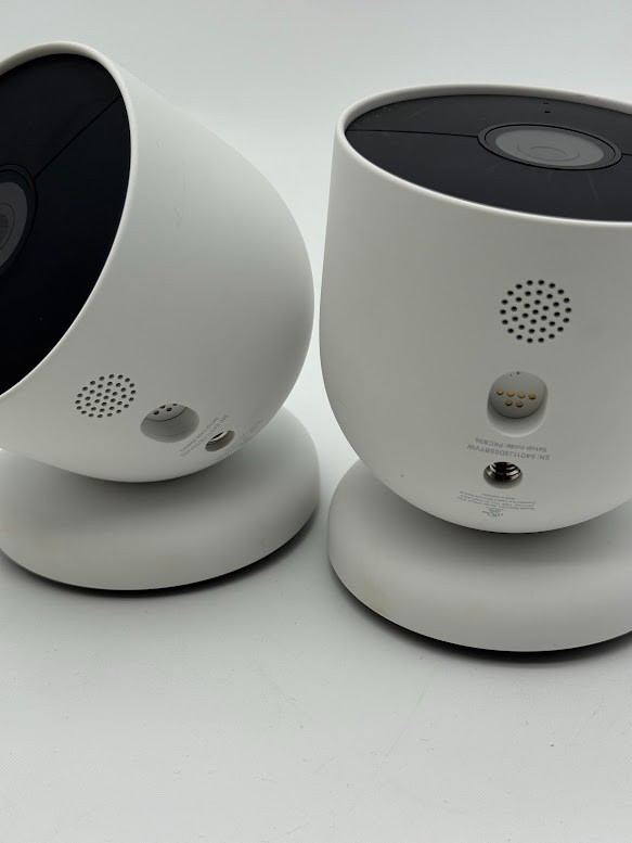Google Nest Cam Outdoor or Indoor Battery 2nd Gen 2-Pack White