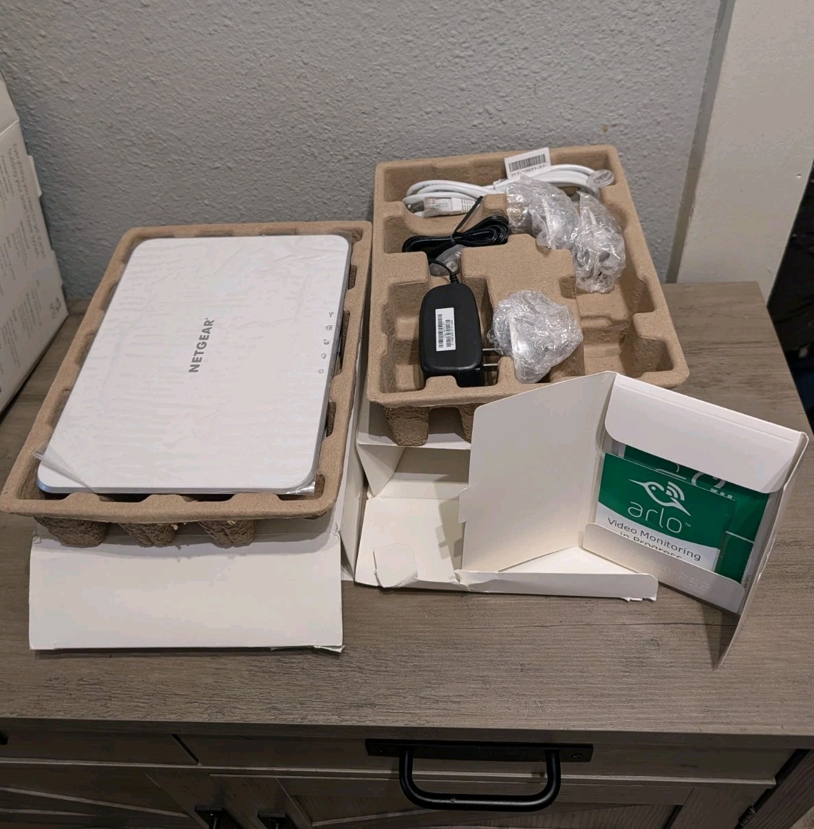 Netgear Arlo VMS3230C Base Station Kit NO CAMERAS Router Cables Power Adapter