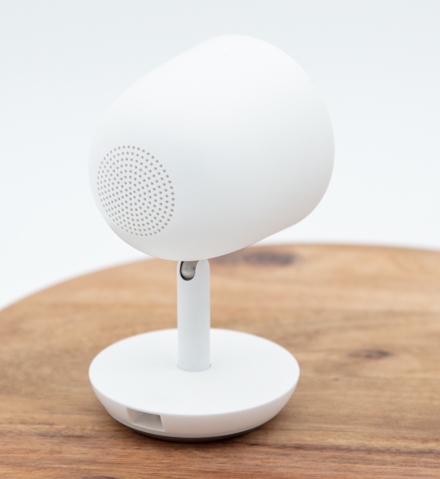 Nest Cam IQ Indoor Security Camera with Night Vision NC3100US – White 4K Sensor