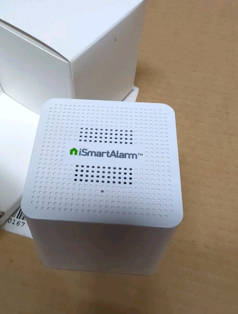 New iSmartAlarm Satellite Siren AS3 110db Adjustable Volume Alexa Compatible