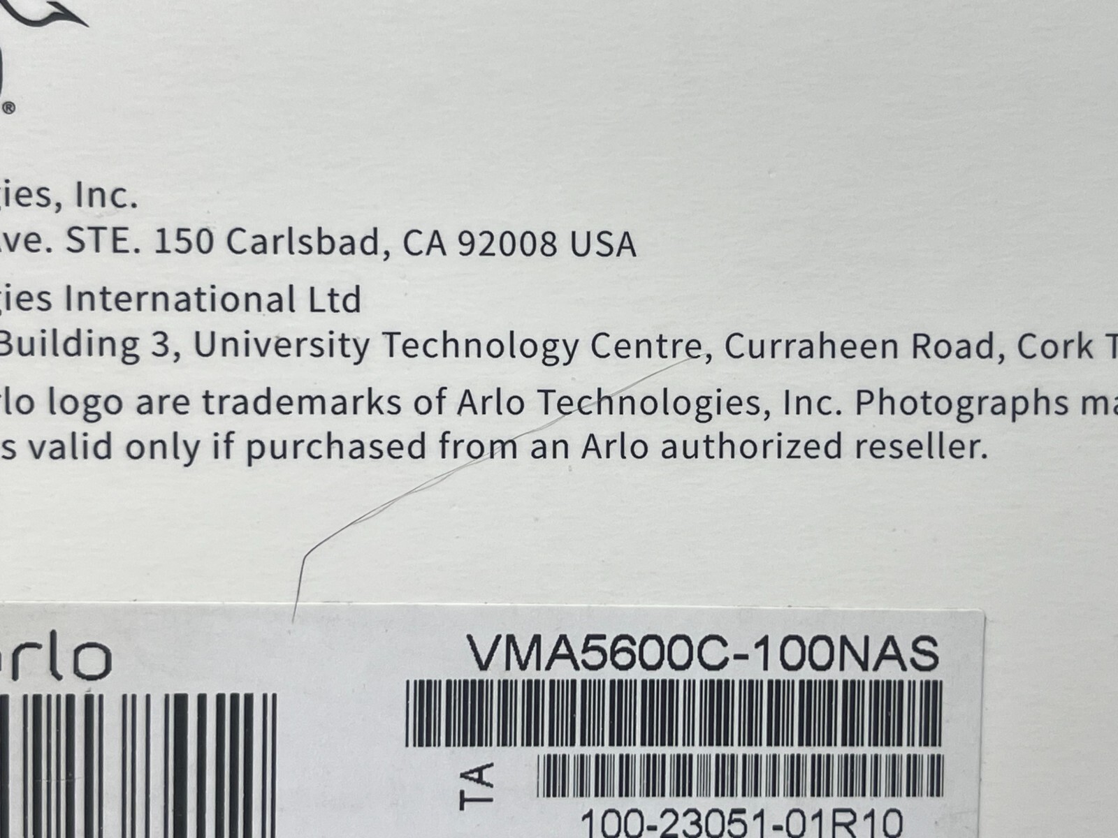 NEW! Arlo Pro 3 Wireless Floodlight Camera FB1001 & Charging Cable VMA5600C