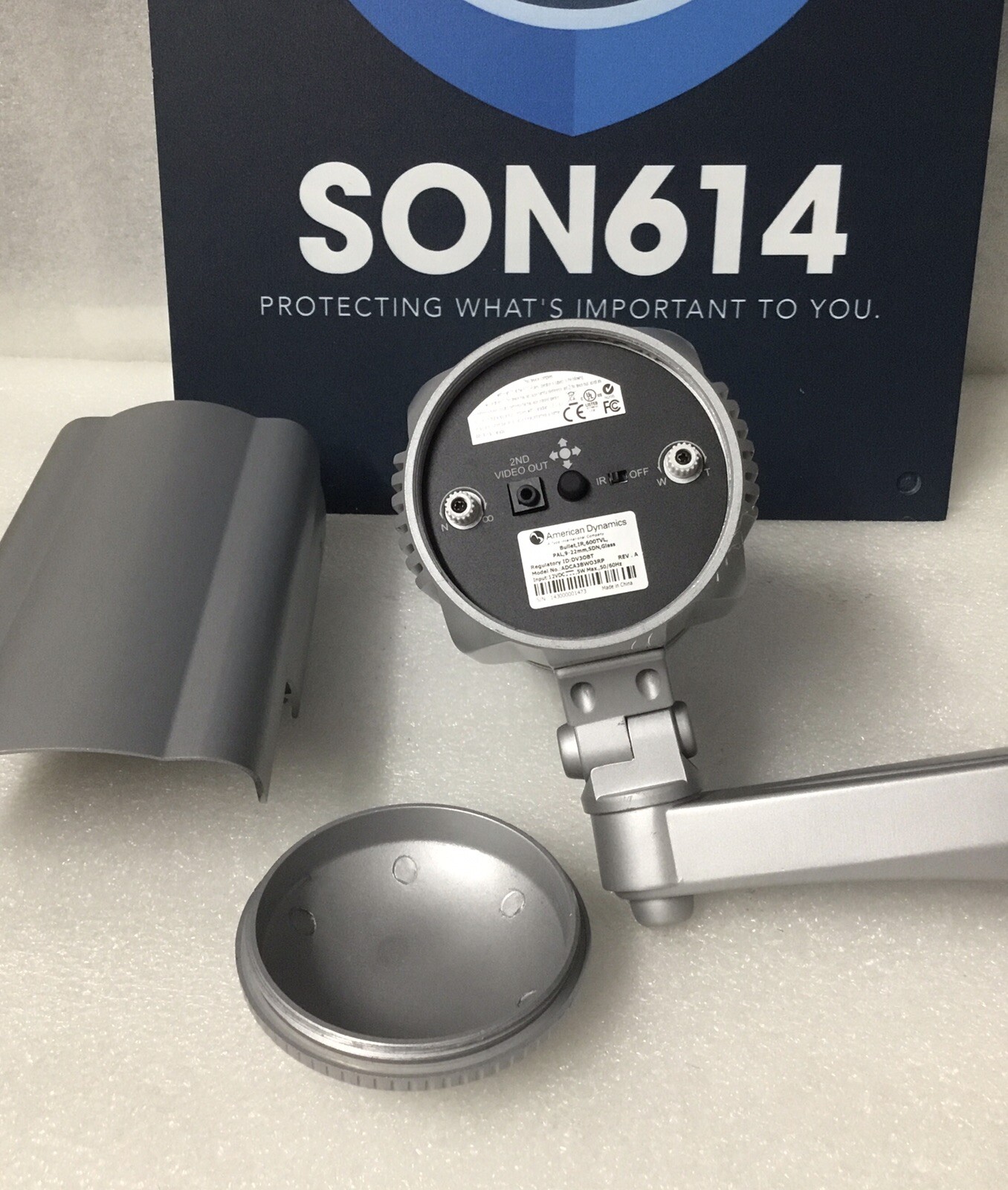 Security Color Camera W/ IR Day/Night Weather Resistance 600TVL 9-22mm PAL NEW!