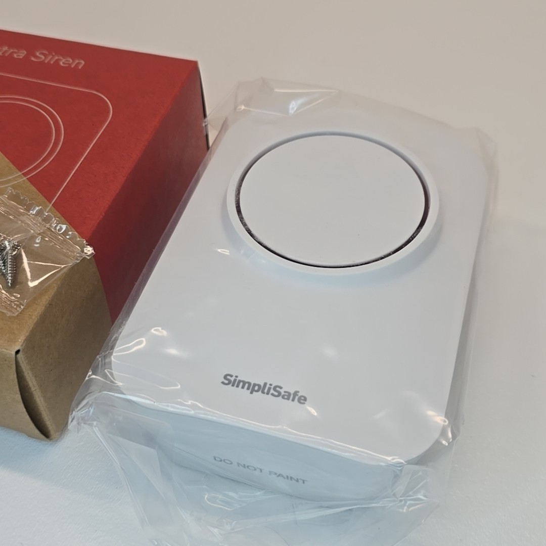SimpliSafe Extra Siren 105dB ( WS3 ) – Indoor / Outdoor Ships Free Tested