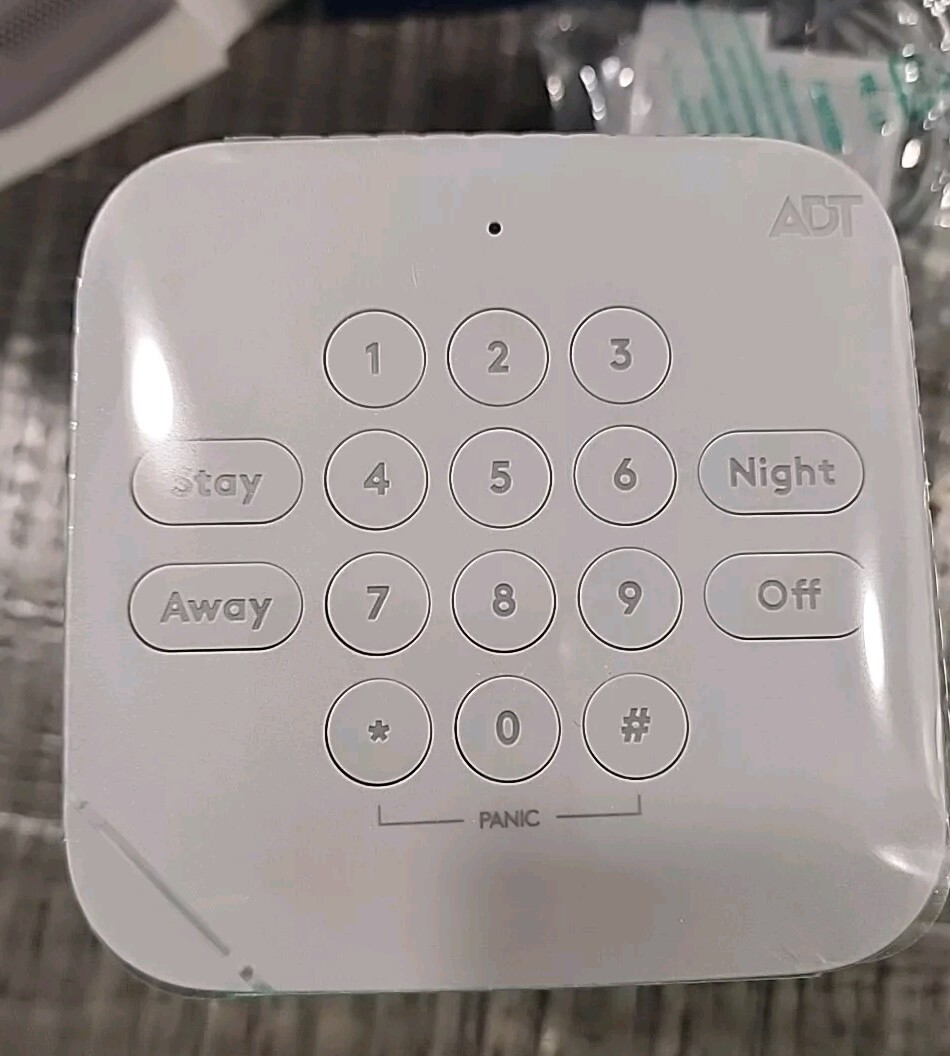 BLUE By ADT Smart Home Hub Master Base Unit Model S40LR0-01 G Pearl Gray