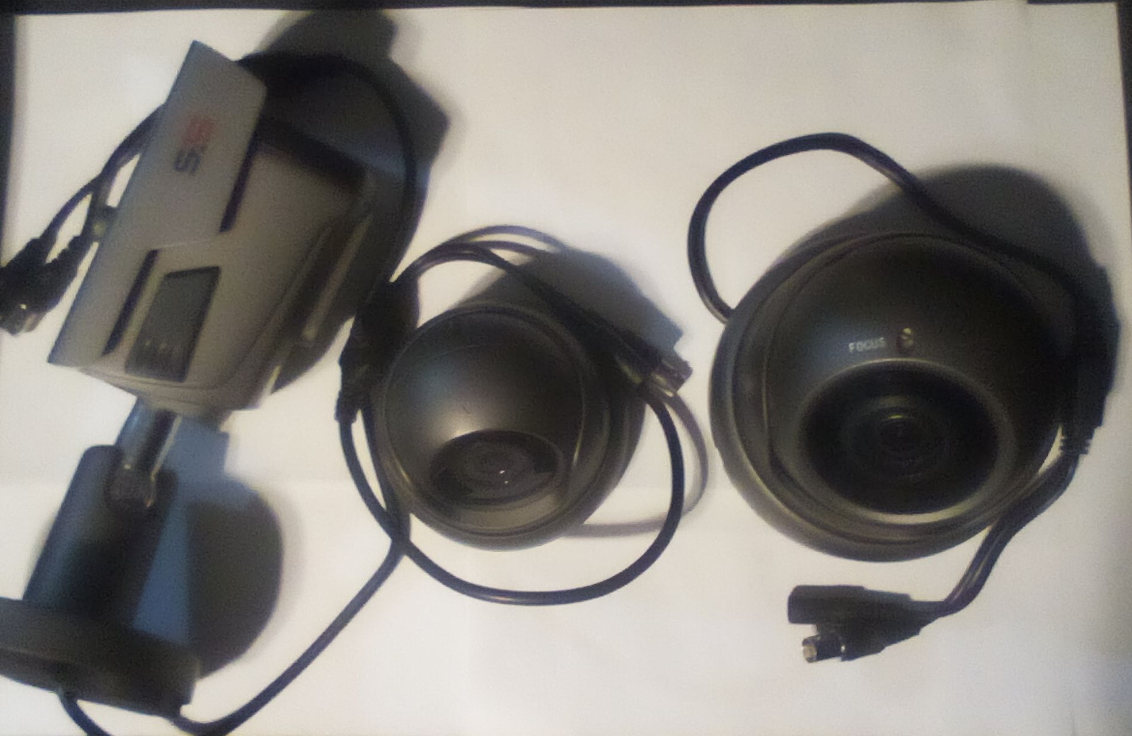 (7) SONY/ 3 LOGIC NETWORK SECURITY CAMERAS LOT