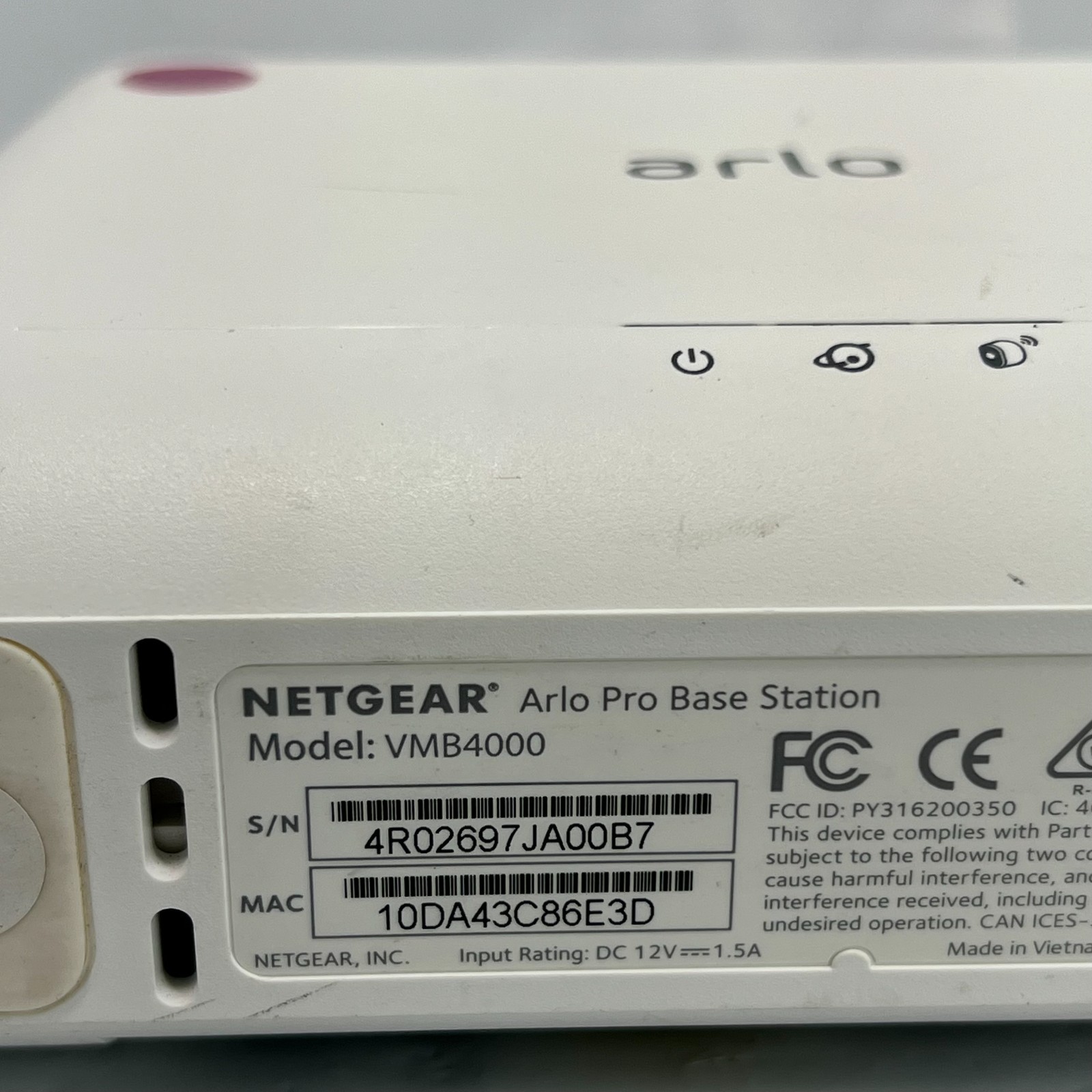Netgear Arlo Pro 2 VMC4030P Wireless Security Cameras W Base Station VMB4000 x6