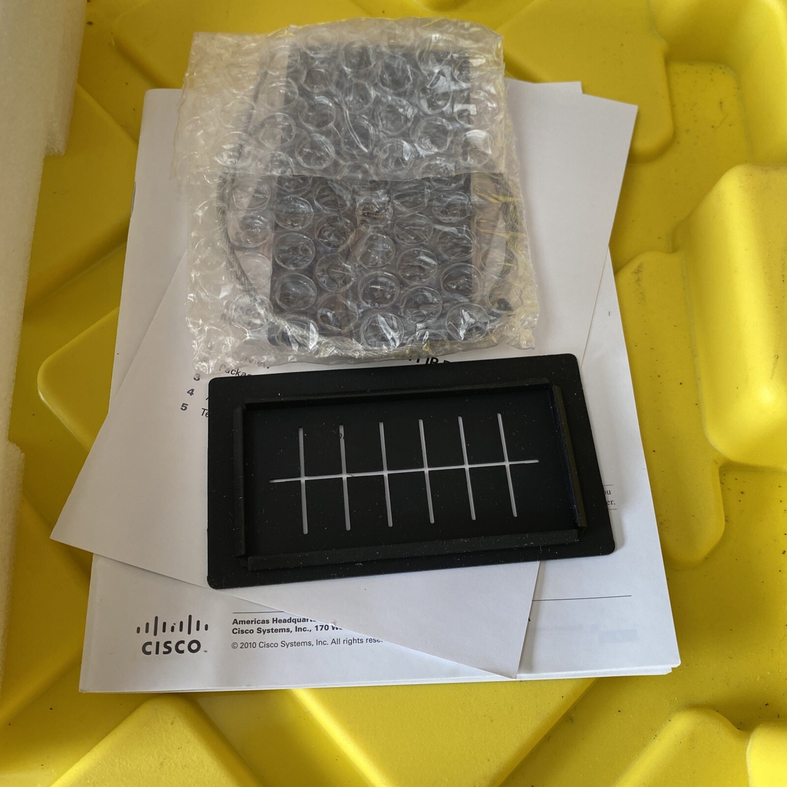 Cisco CIVS-IPC-2611 Video Standard Definition IP Dome Camera
