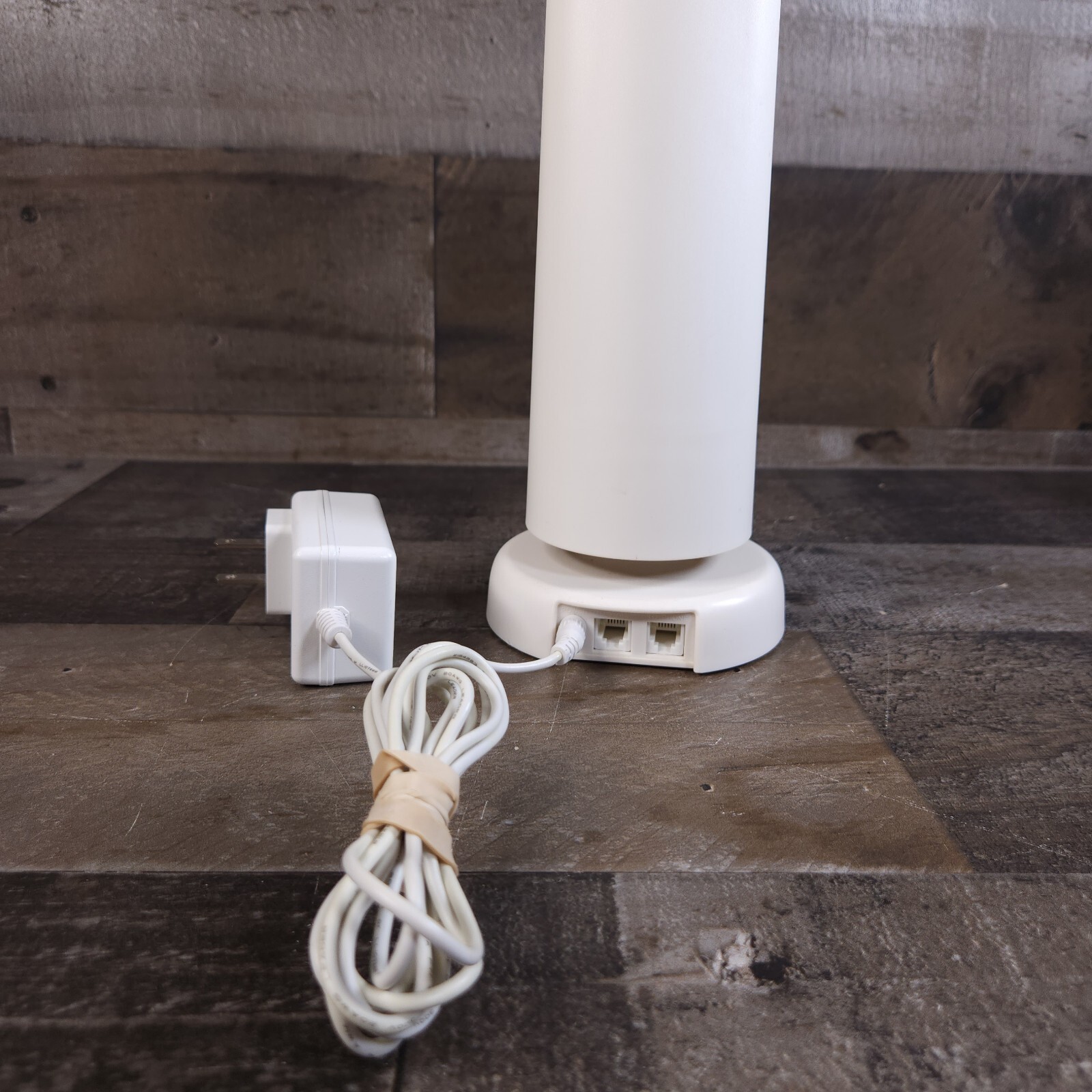 SimpliSafe Base Station W/ Power Cord BS2000 1st generation security system base