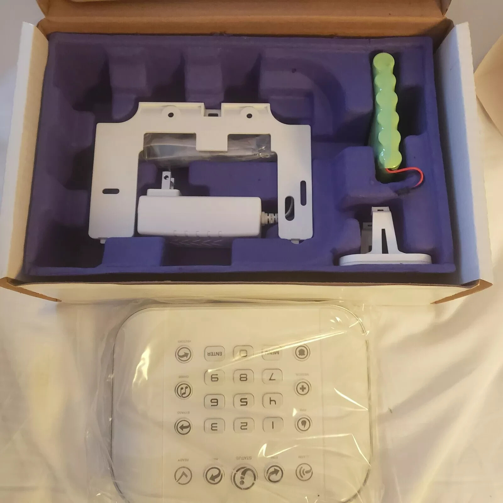 ULTRASYNC ZW-6400 Self-Contained Hub – NEW – by INTERLOGIX.