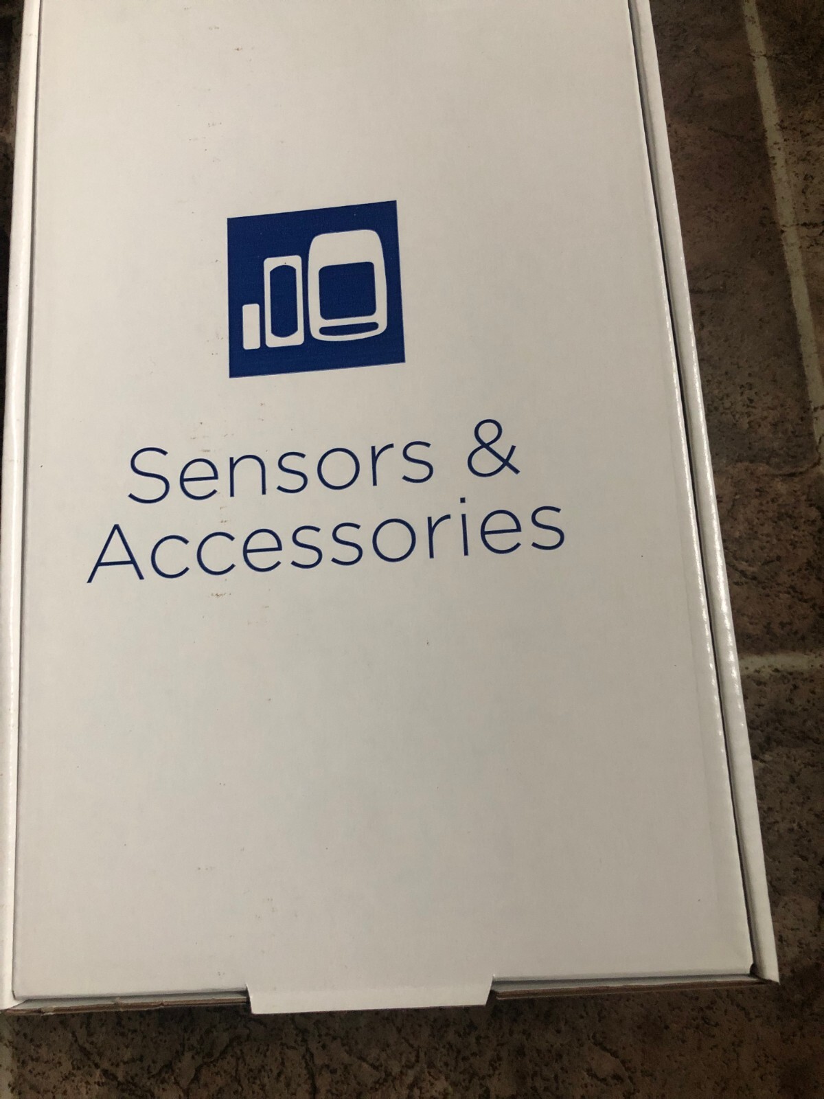 Blue by ADT Security System BASE KEYPAD DOOR/WINDOW SENSORS, MOTION SENSORS N711