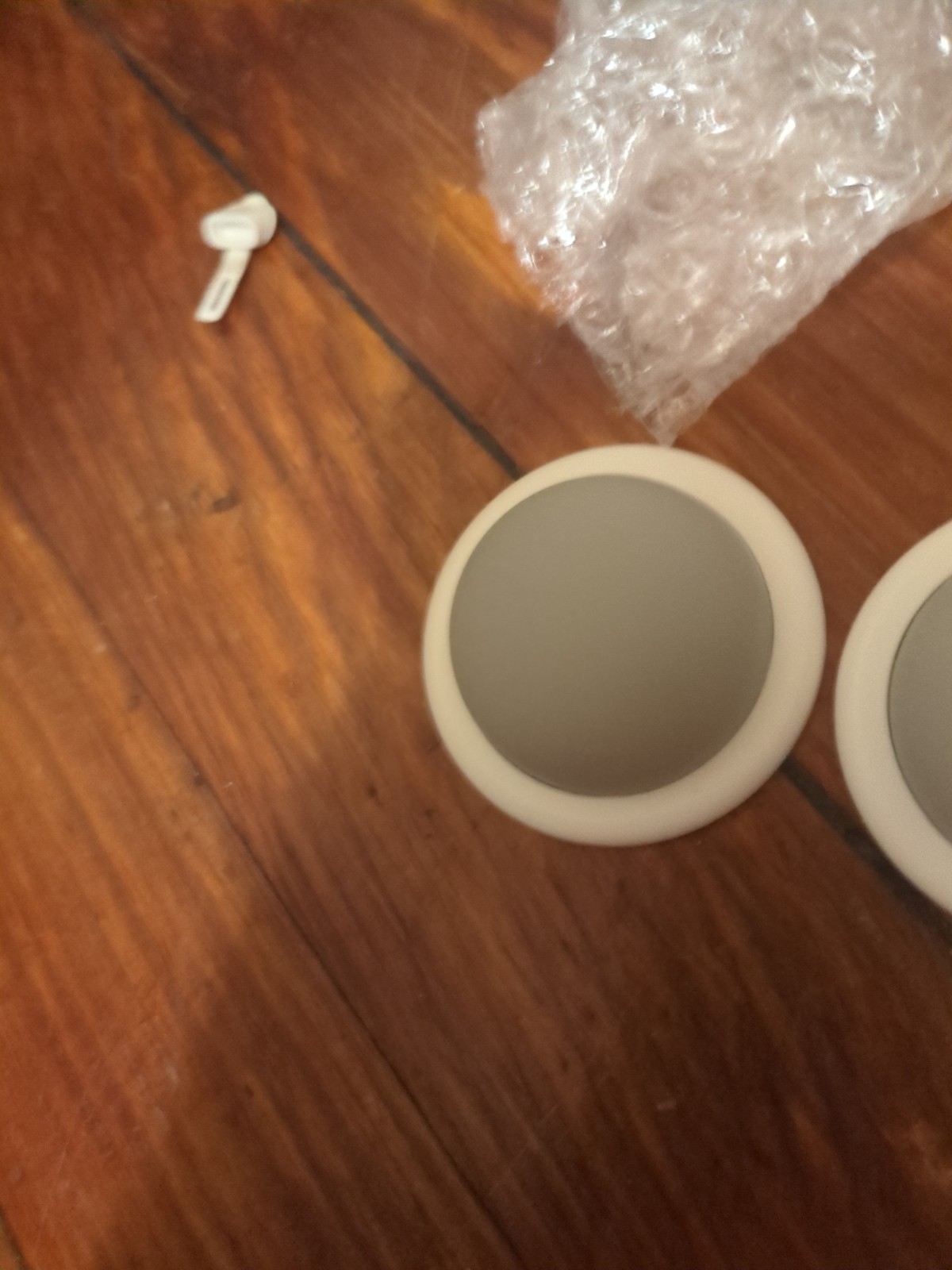 Arlo Pro Smart Hub w System with Wire- Free System (VMB5000)(VMA5600)