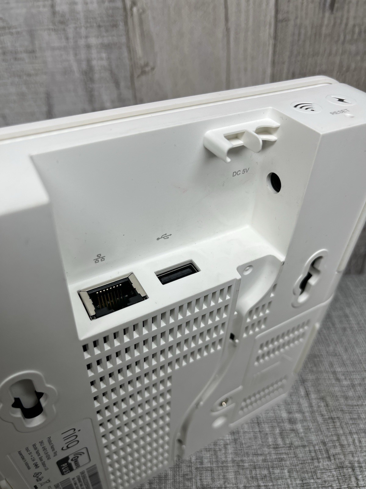 Ring Alarm Base Station 4HB1U9-0EN0 And Keypad 5AT2S7 [2nd Generation]