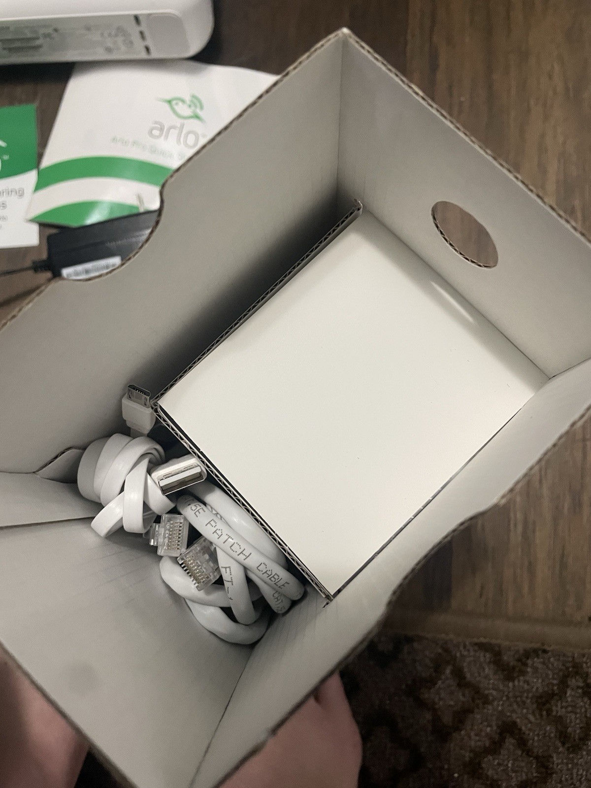 Arlo Pro VMB4000 Security Base Station + Camera