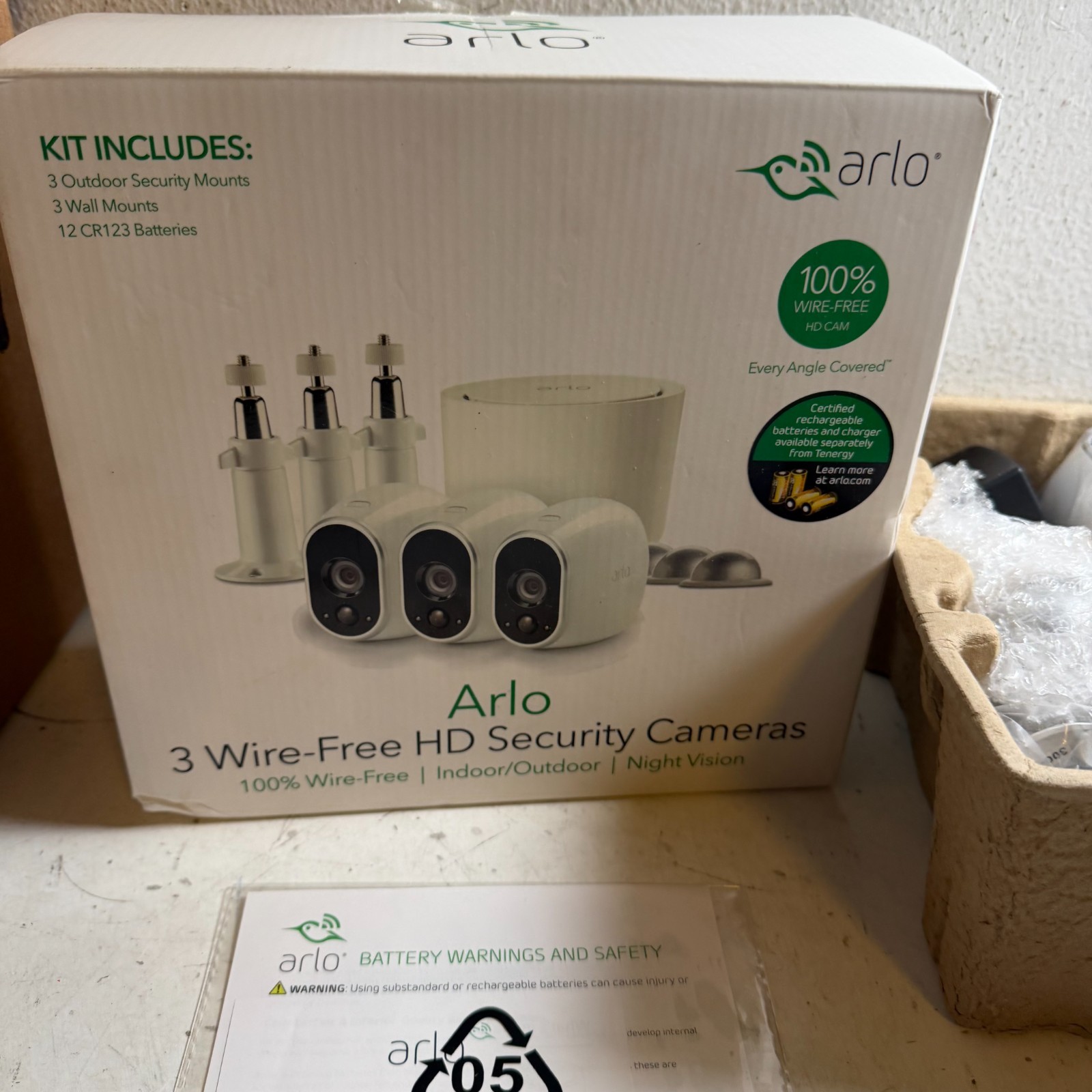 Arlo VMS3330W Wireless Night Vision HD Smart Security Camera System – Pack of 3