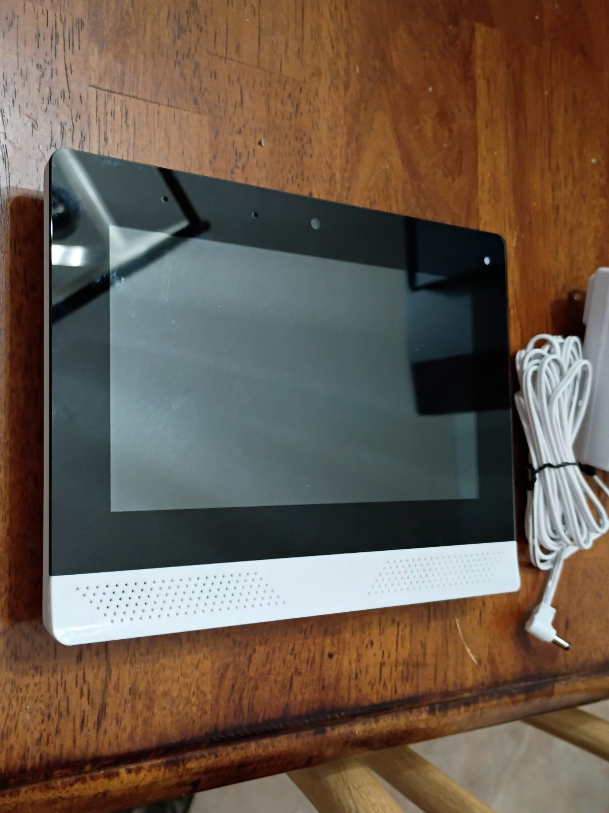 2GIG EDGE Security Panel with 7 In. Touchscreen, Verizon (2GIG-EDG-NA-VA)