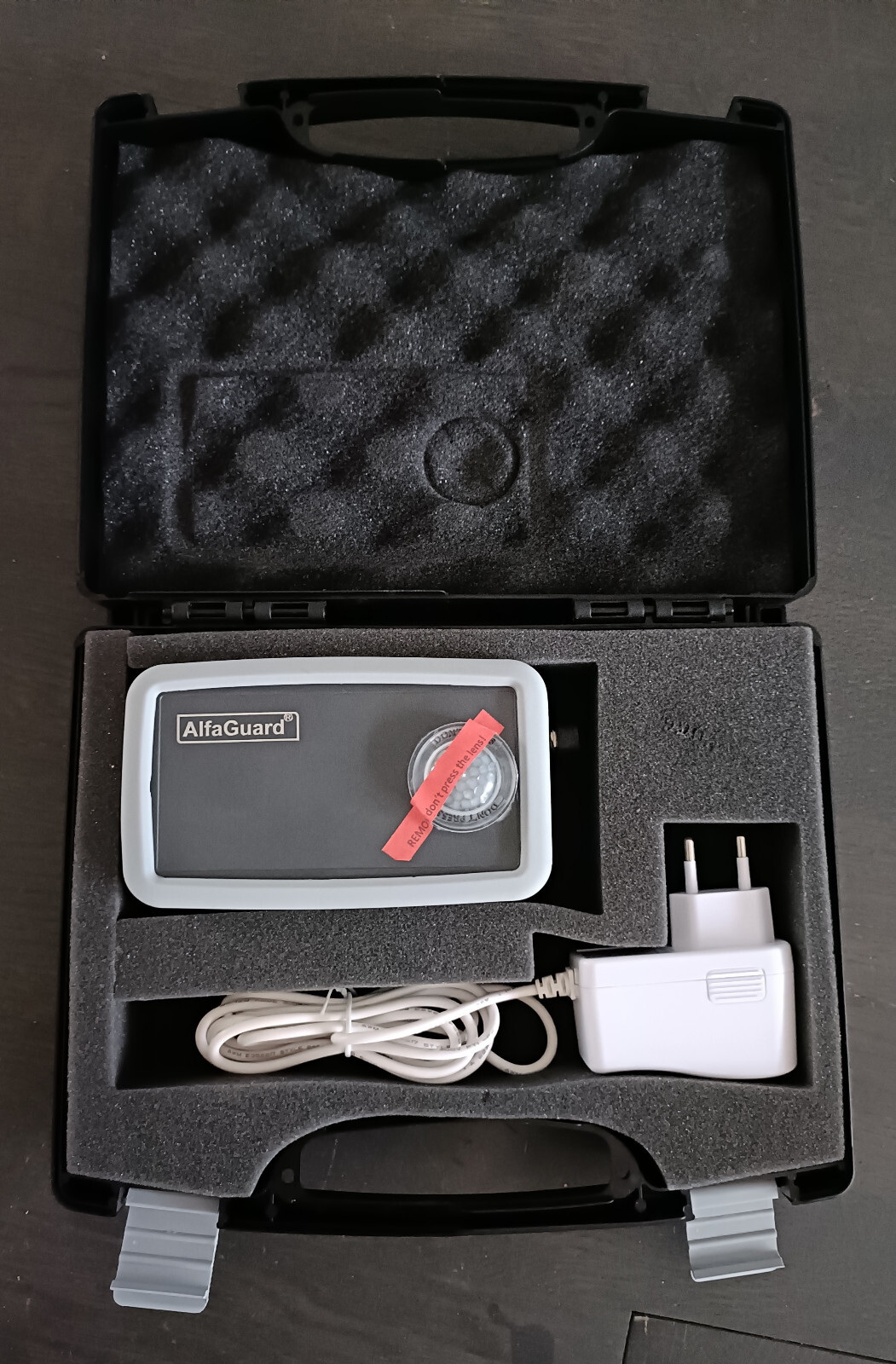 Optosafe Alphaguard mobile GSM alarm system / GPS tracker, via app or SMS NEW !