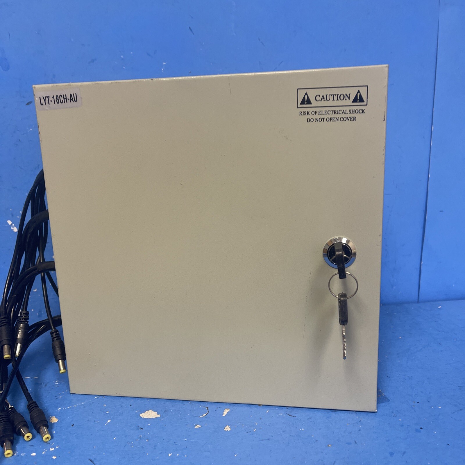 LYT-18CH-AU 8 CH Port 12V POWER SUPPLY PB20A18D0
