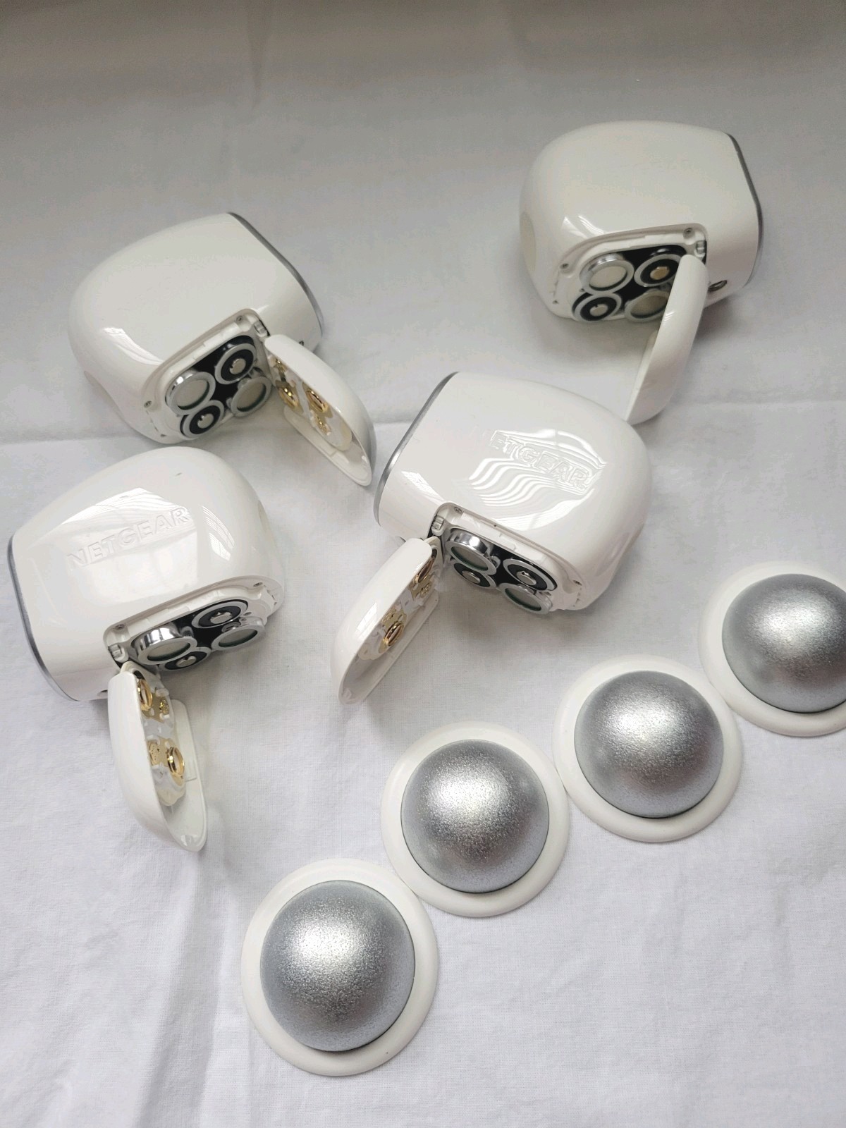 ⭐️Netgear Arlo VMC3030 Add-on HD Indoor / Outdoor Security Cameras (4) Untested
