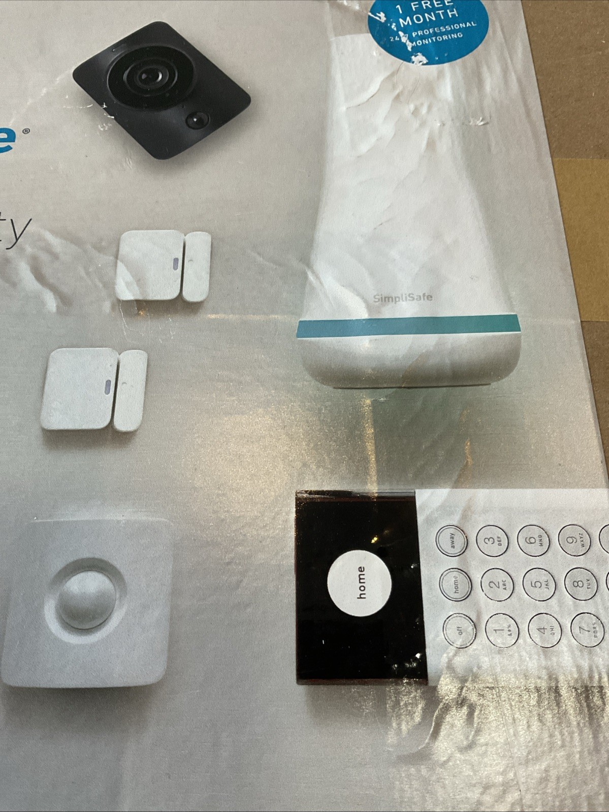 SimpliSafe Home Security System 6 Piece Set w/ Base, Keypad, HD Camera HSKLWBF2