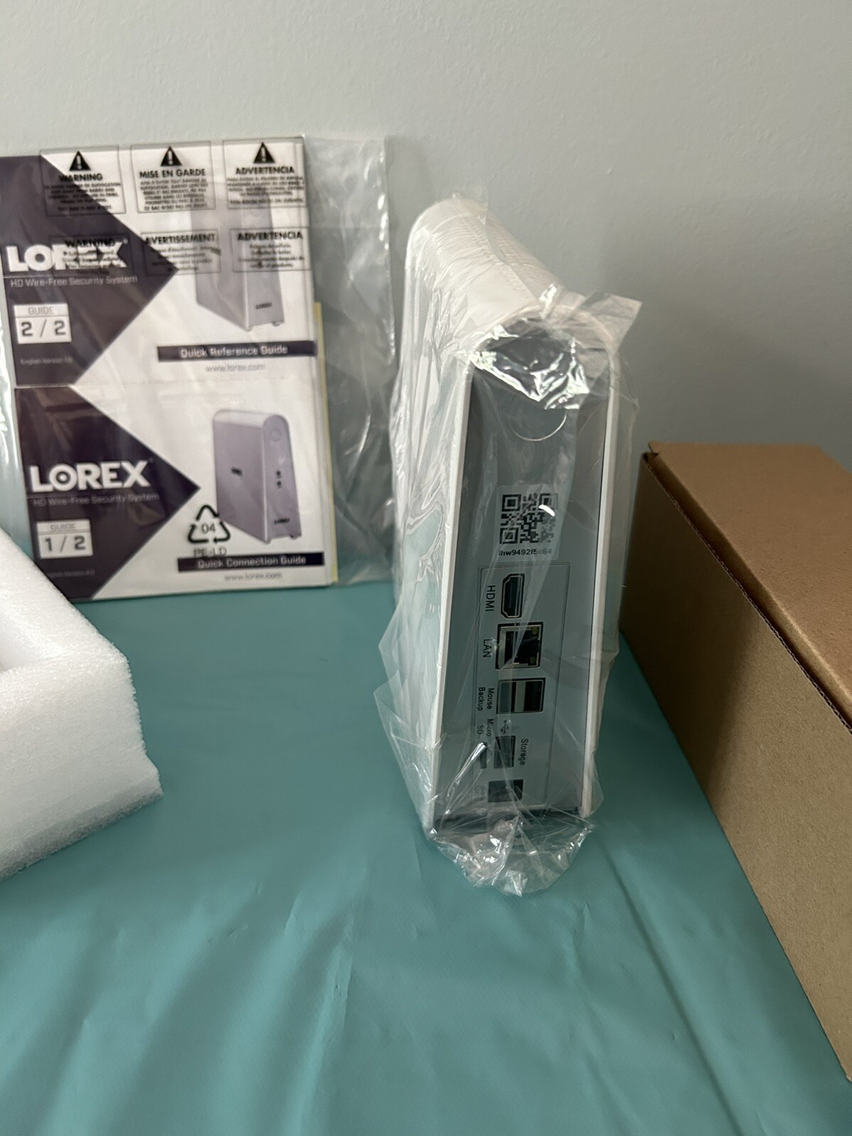 (New) LOREX LHWF1006G32, 6 CH, 1080p, WF Wireless, DVR 32GB(see Pictures)