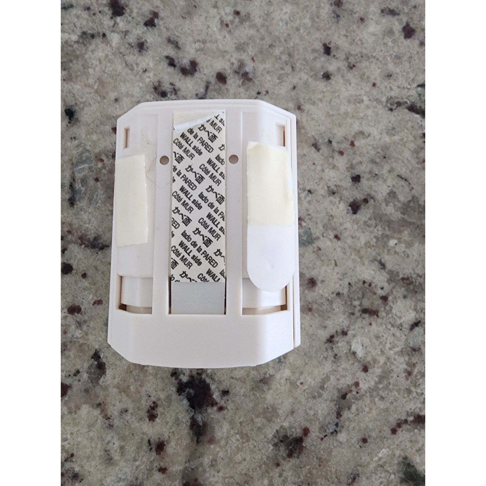 SimpliSafe Home Security System Bundle – FOR PARTS ONLY-NOT TESTED