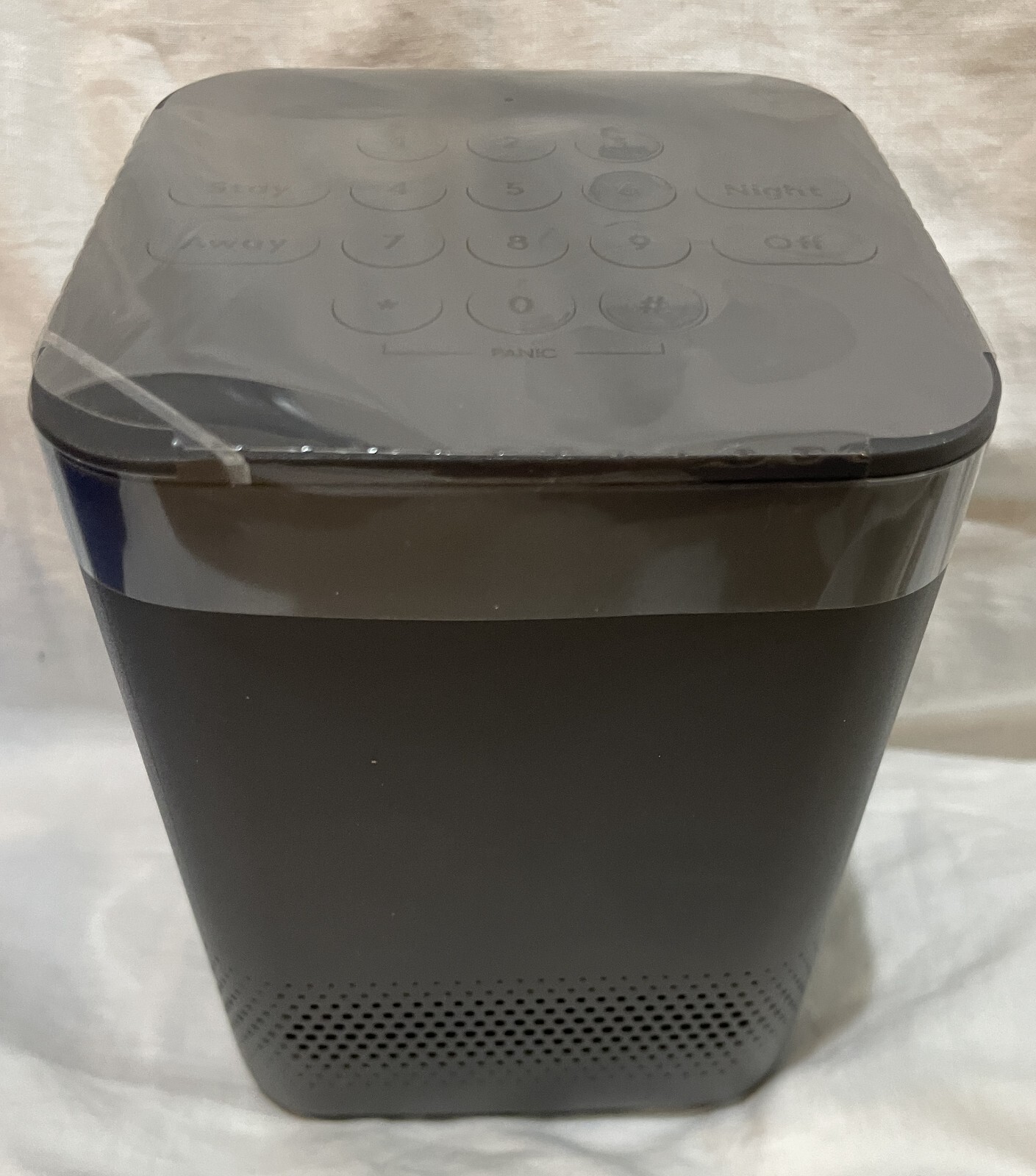 Blue by ADT Smart Home Hub Graphite S40LR0-01-PG Grey