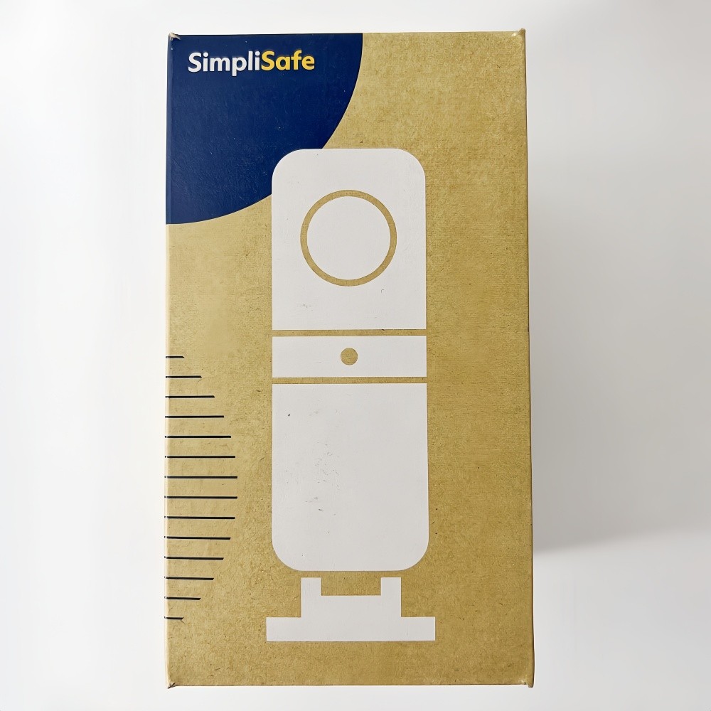 SimpliSafe Smart Alarm Night Motion Camera Wireless Indoor Security Cam CM006
